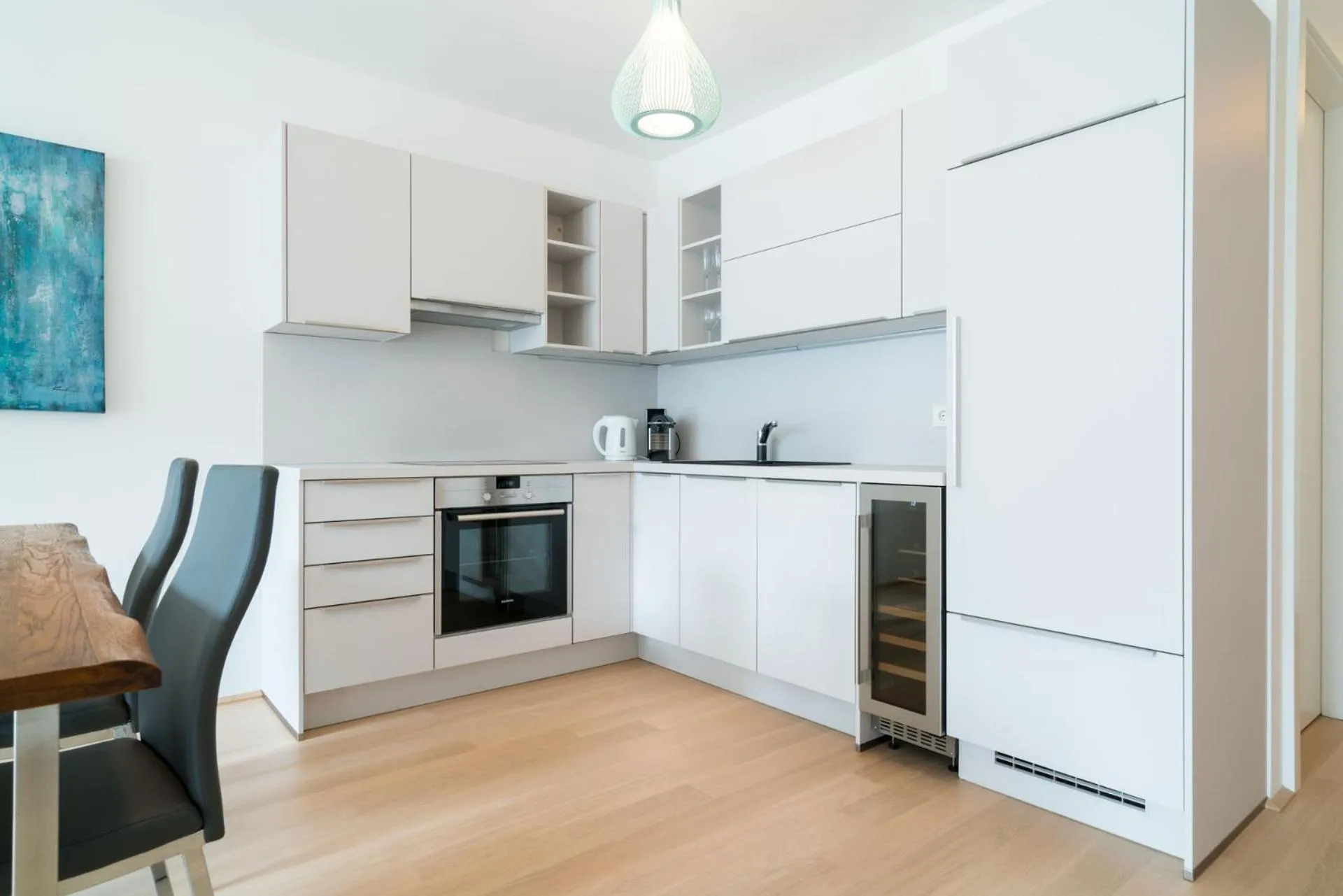 Vienna Residence | Spacious Serviced Apartment in Vienna directly at the U4