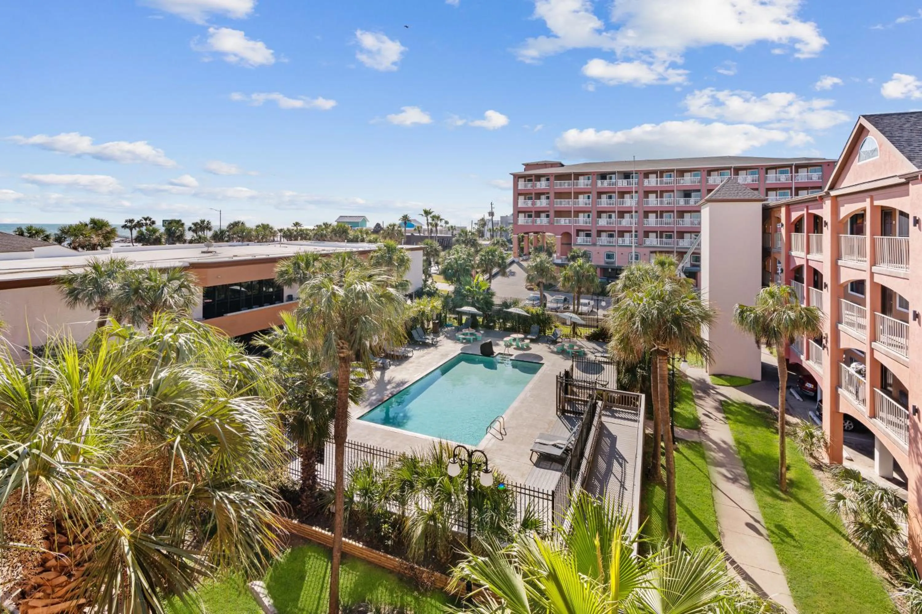 Pool view in Clarion Pointe Galveston - Beachfront