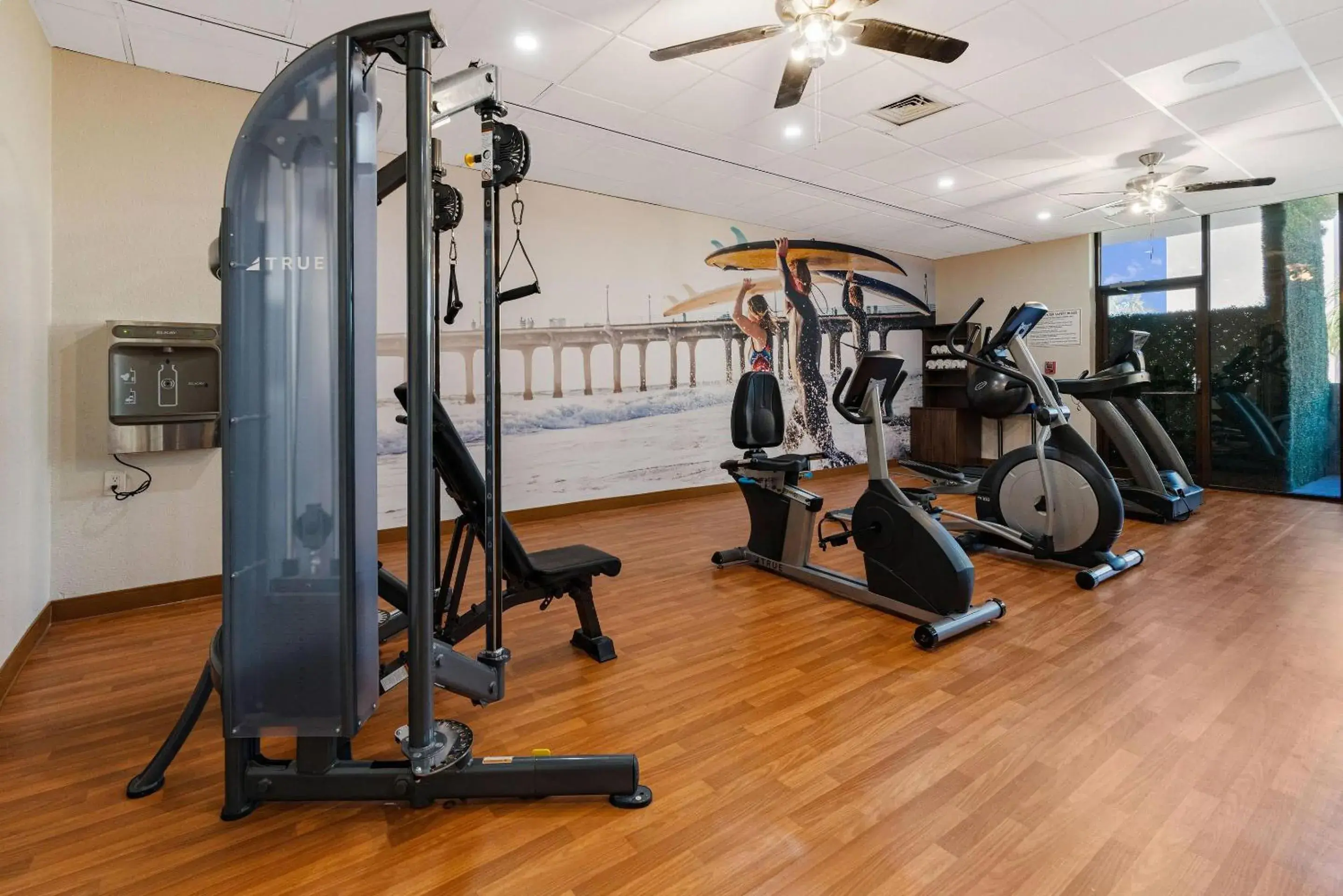 Fitness centre/facilities in Clarion Pointe Galveston - Beachfront Fitness centre/facilities in Clarion Pointe Galveston - Beachfront