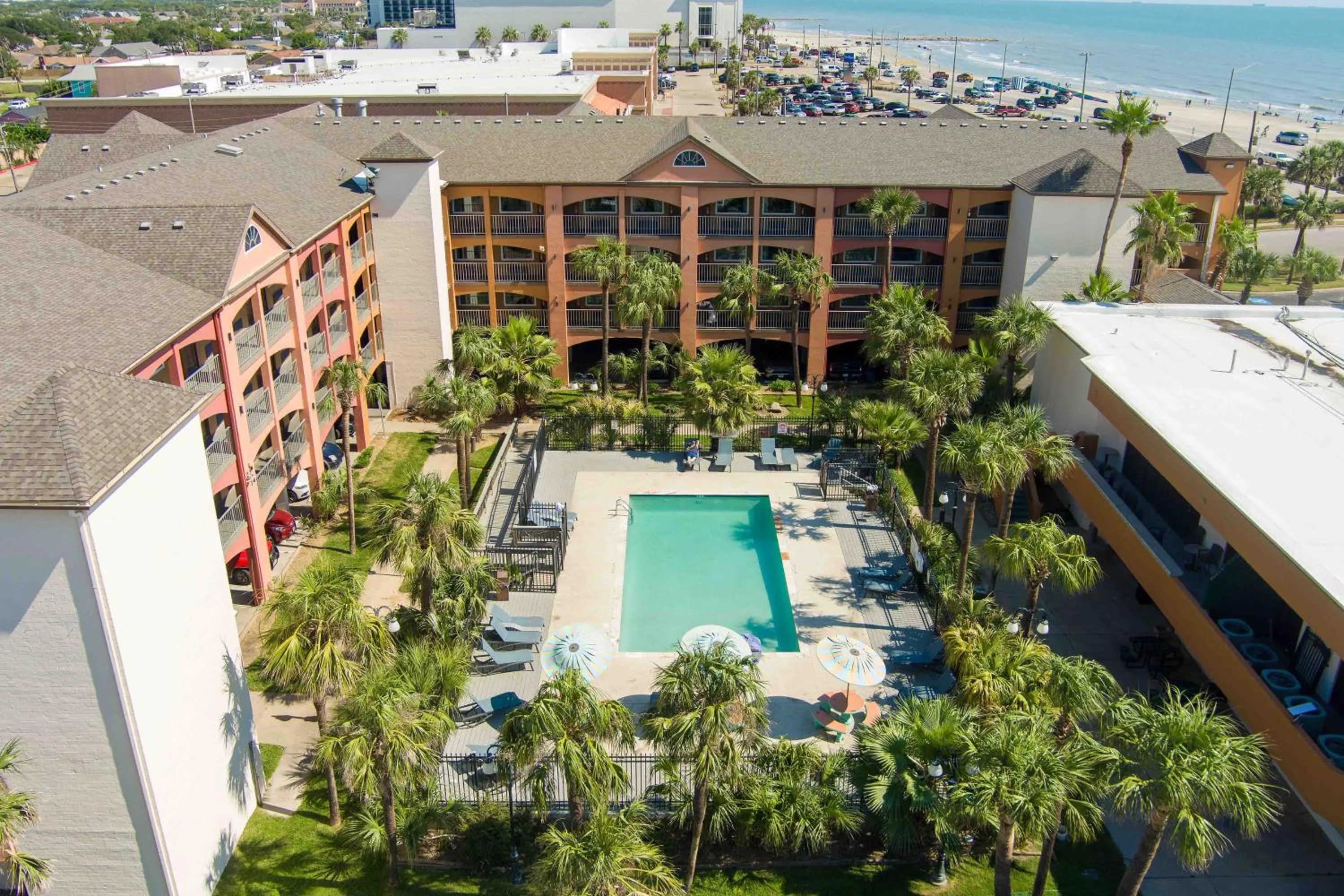 Pool view in Beachfront Palms Hotel Galveston