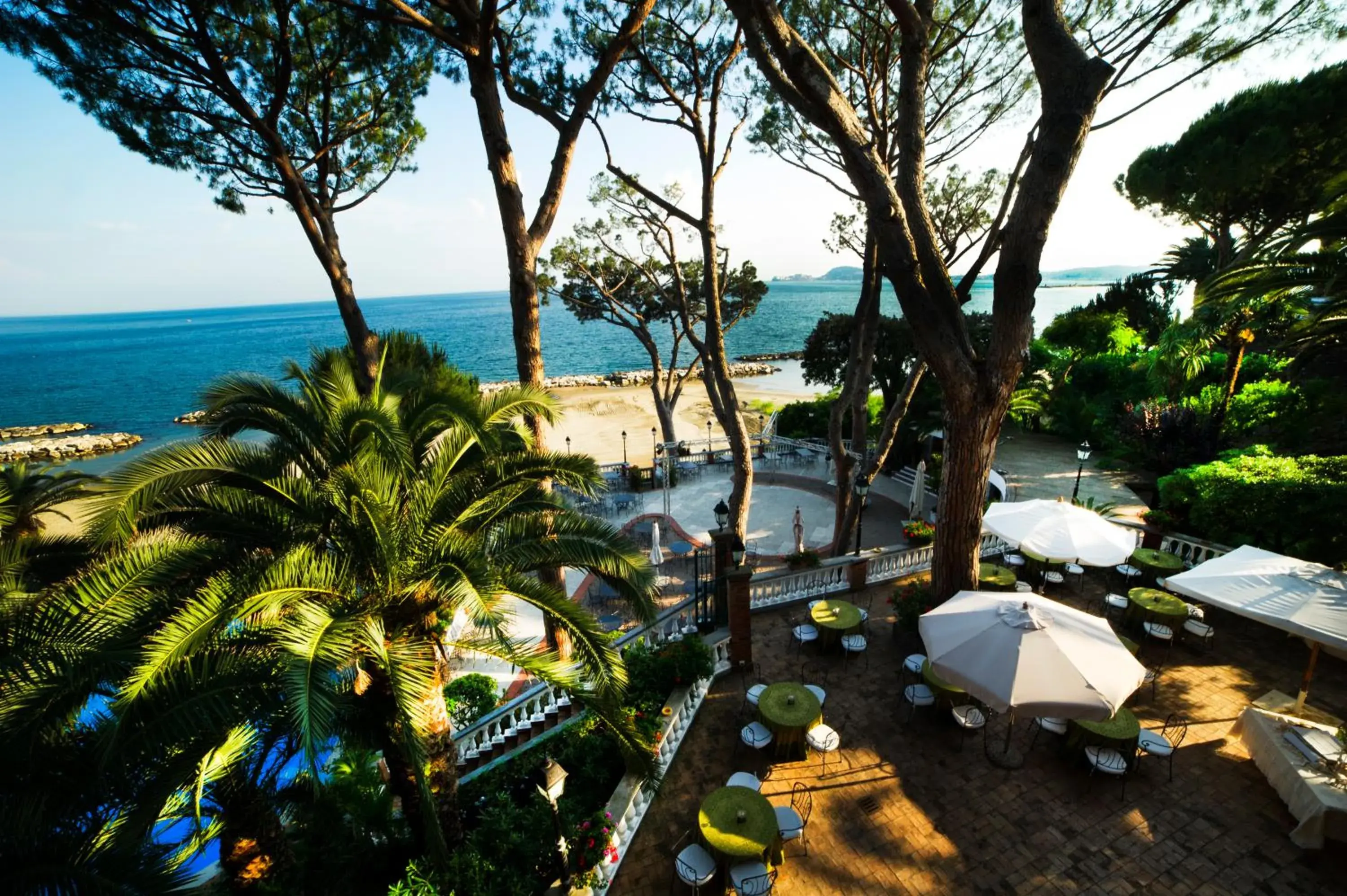 Restaurant/places to eat in Grande Albergo Miramare Restaurant/places to eat in Grande Albergo Miramare