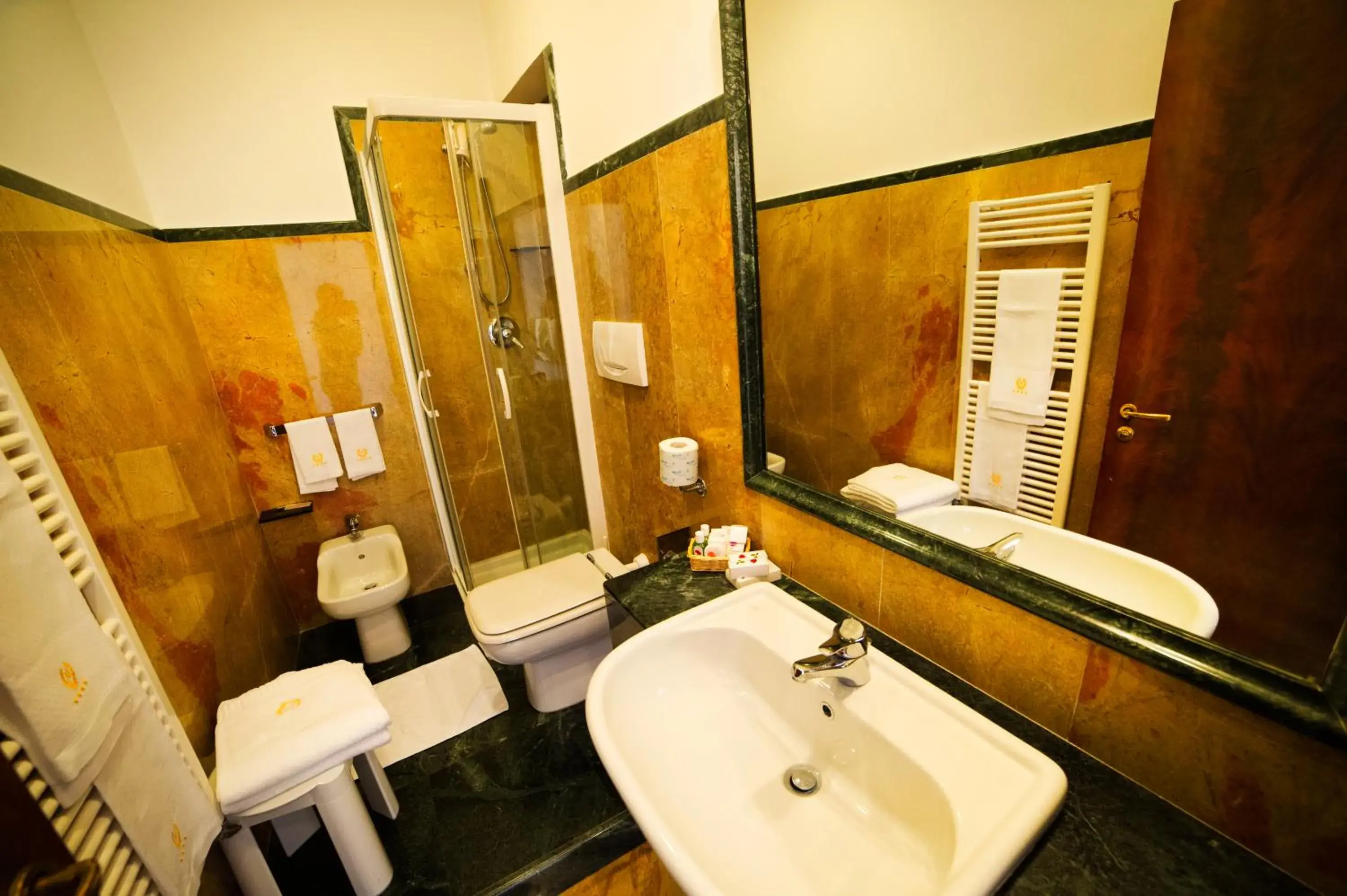 Property building in Grande Albergo Miramare Property building in Grande Albergo Miramare