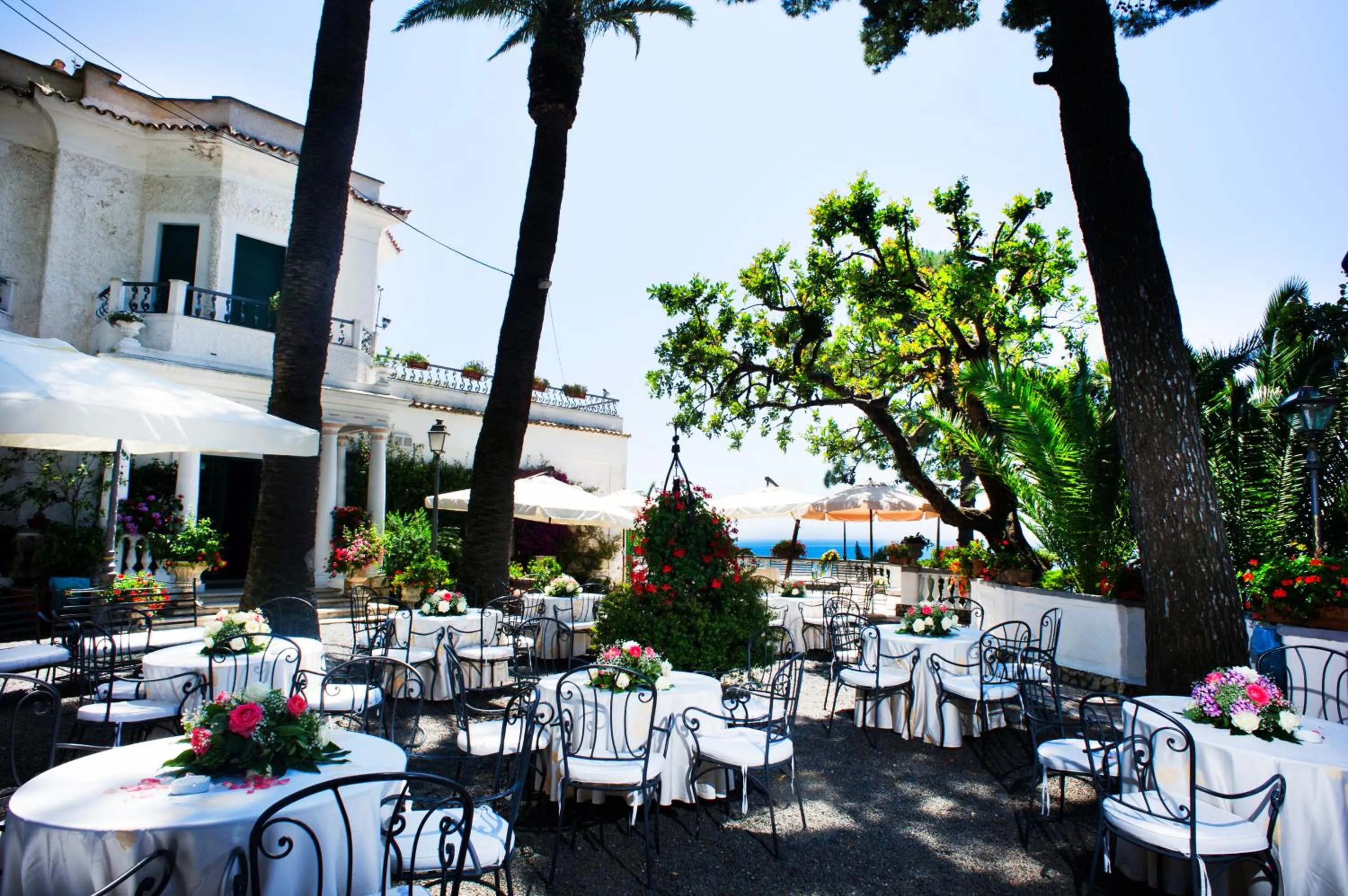 Restaurant/places to eat in Grande Albergo Miramare