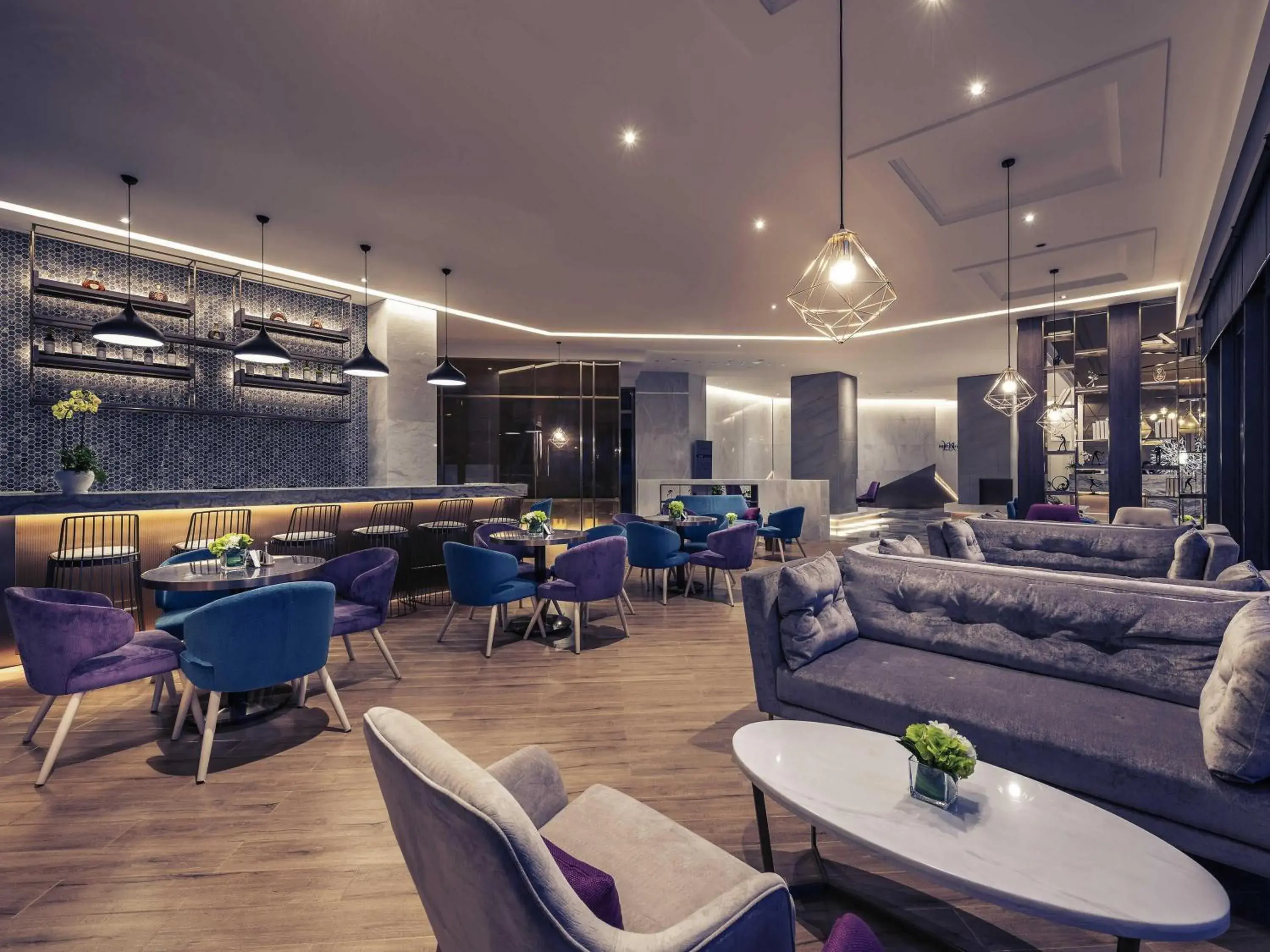 Lounge or bar in Mercure Shanghai NECC Lounge or bar in Mercure Shanghai NECC