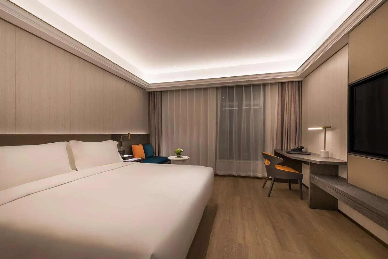 Bedroom, Bed in Mercure Shanghai NECC