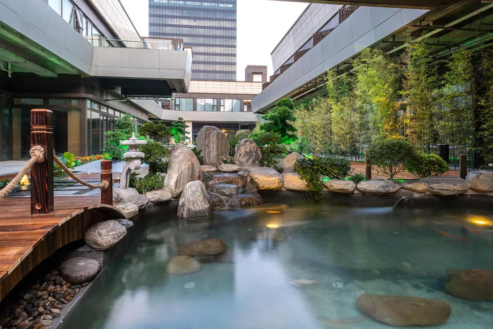 Garden in Mercure Shanghai NECC