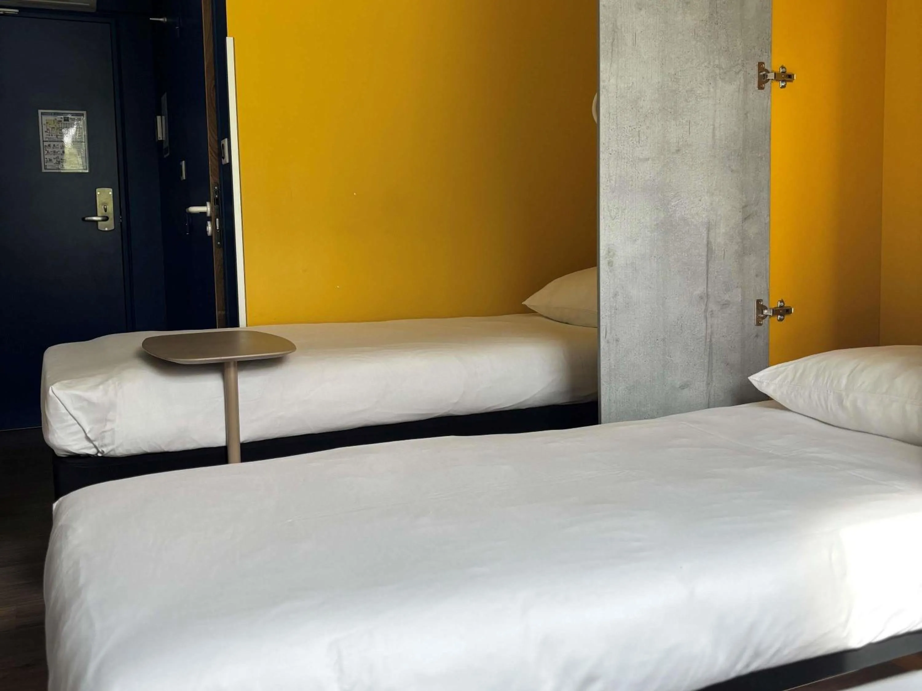 Bedroom, Bed in ibis budget Rennes Rte Lorient