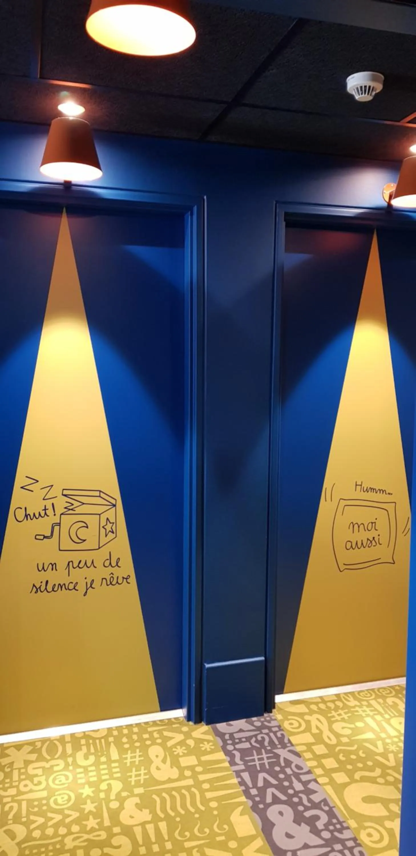 Bedroom in ibis budget Rennes Rte Lorient