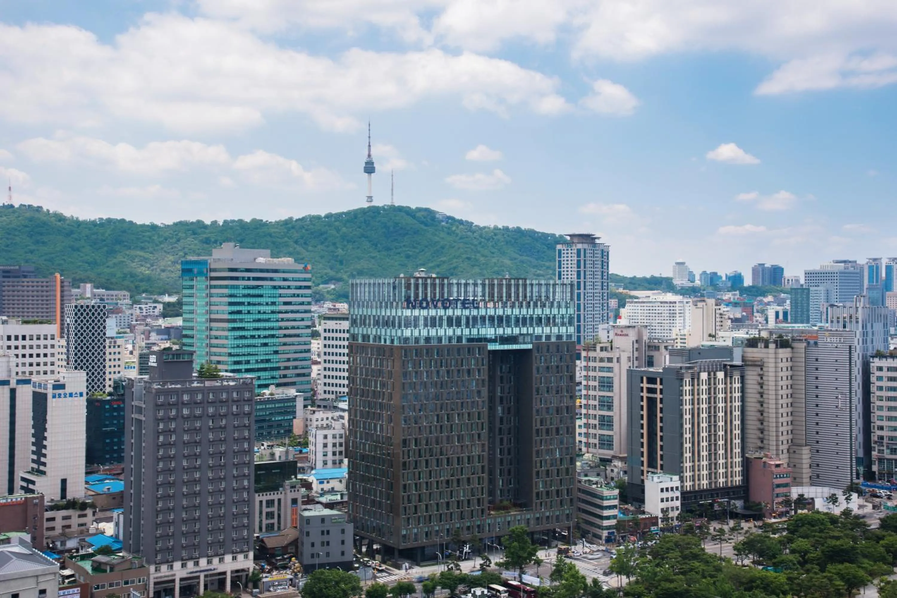 City view in Novotel Ambassador Seoul Dongdaemun Hotels & Residences