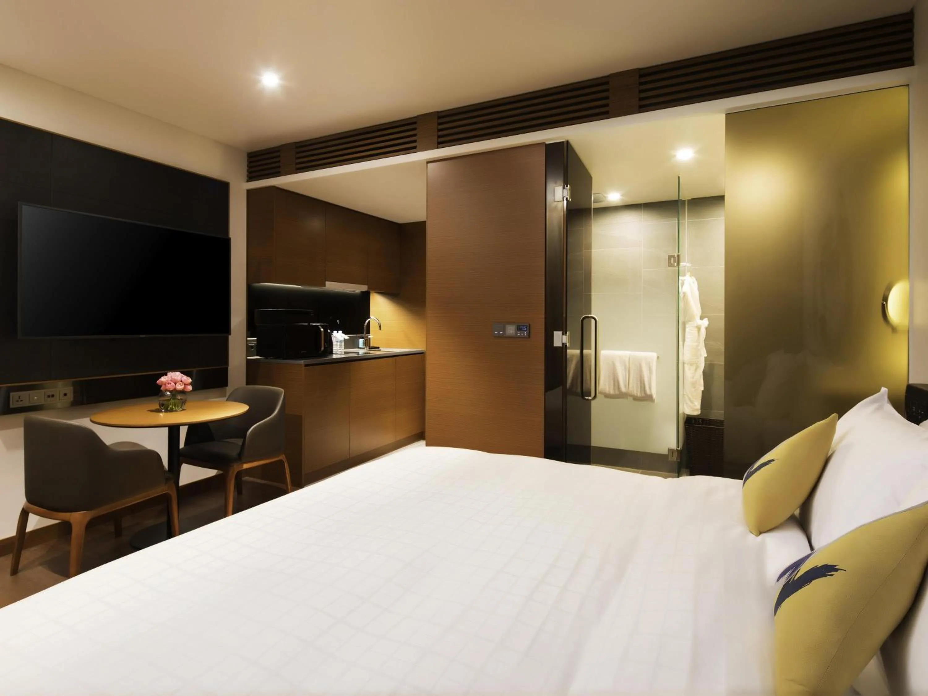 Bedroom, Bed in Novotel Ambassador Seoul Dongdaemun Hotels & Residences