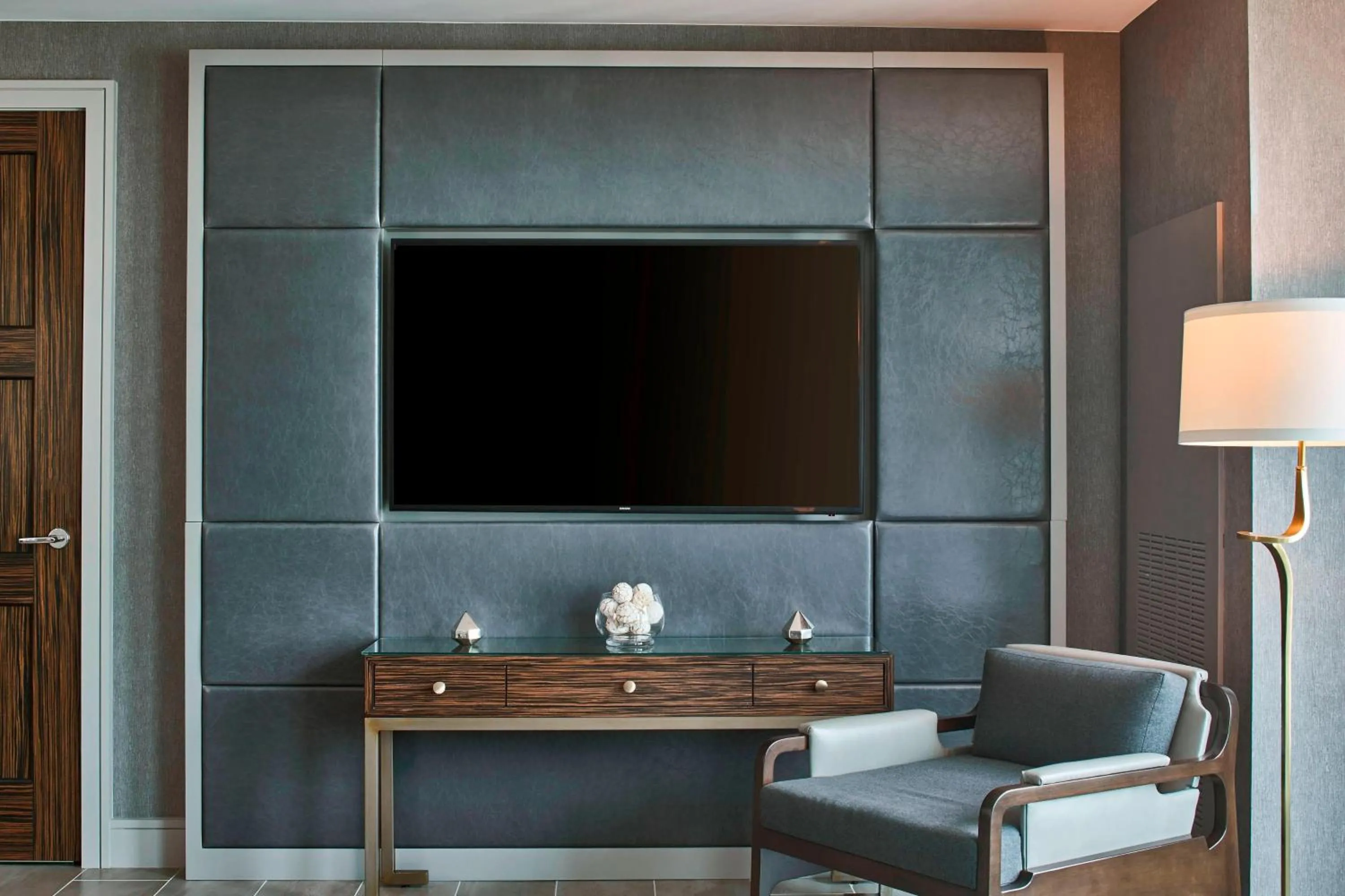 Bedroom in AC Hotel Nashville Downtown