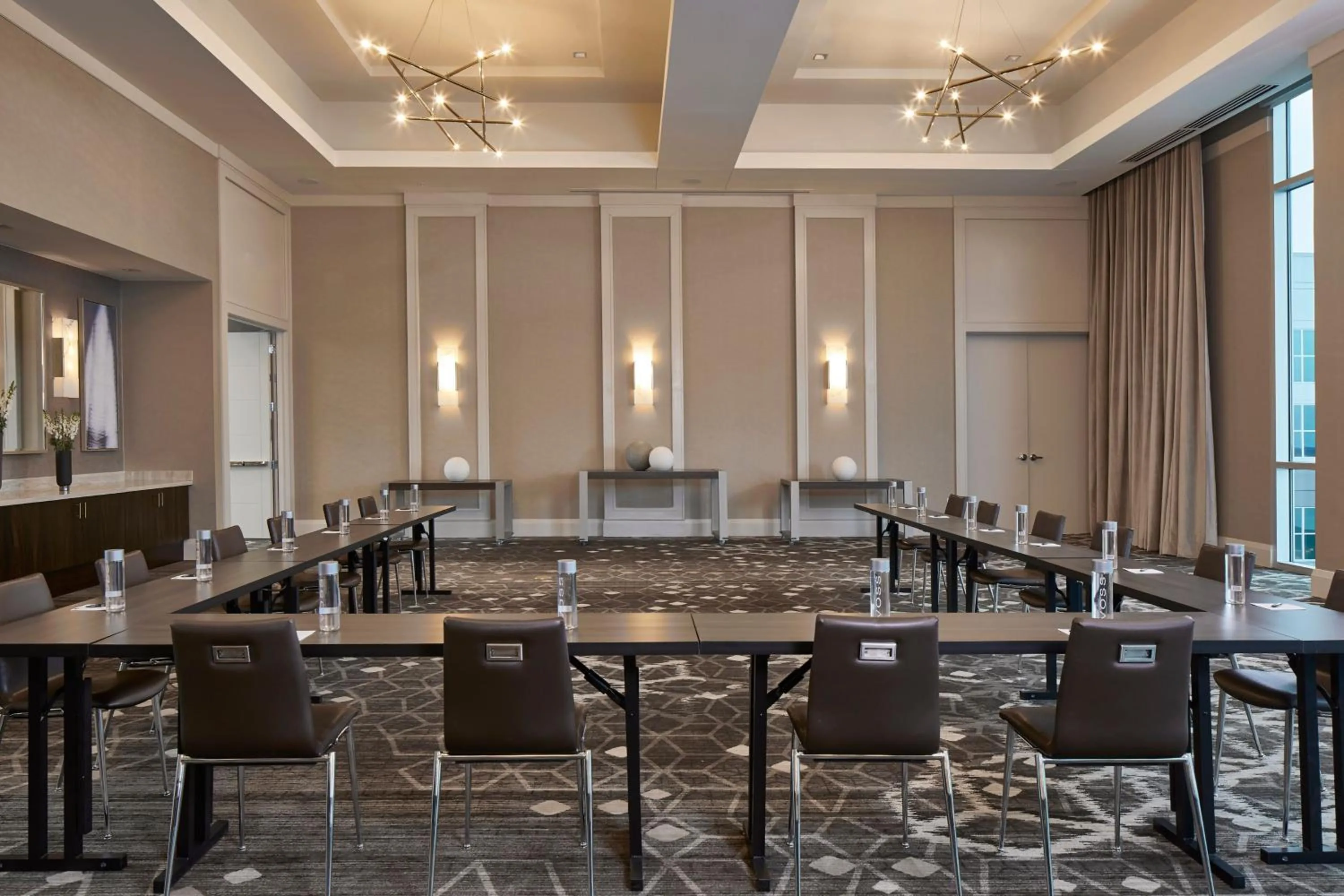 Meeting/conference room in SpringHill Suites by Marriott Nashville Downtown/Convention Center