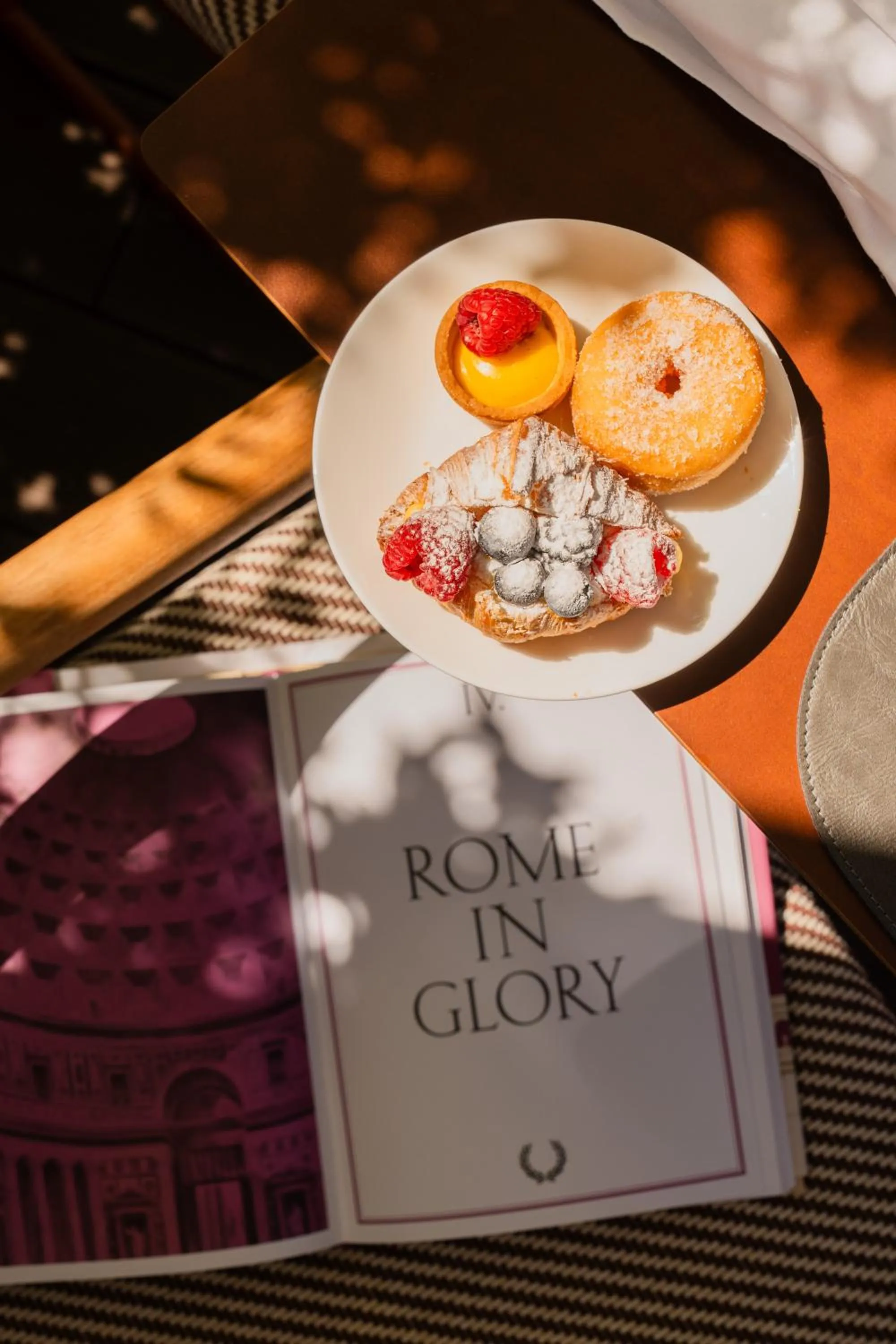 Restaurant/places to eat in The Pantheon Iconic Rome Hotel, Autograph Collection