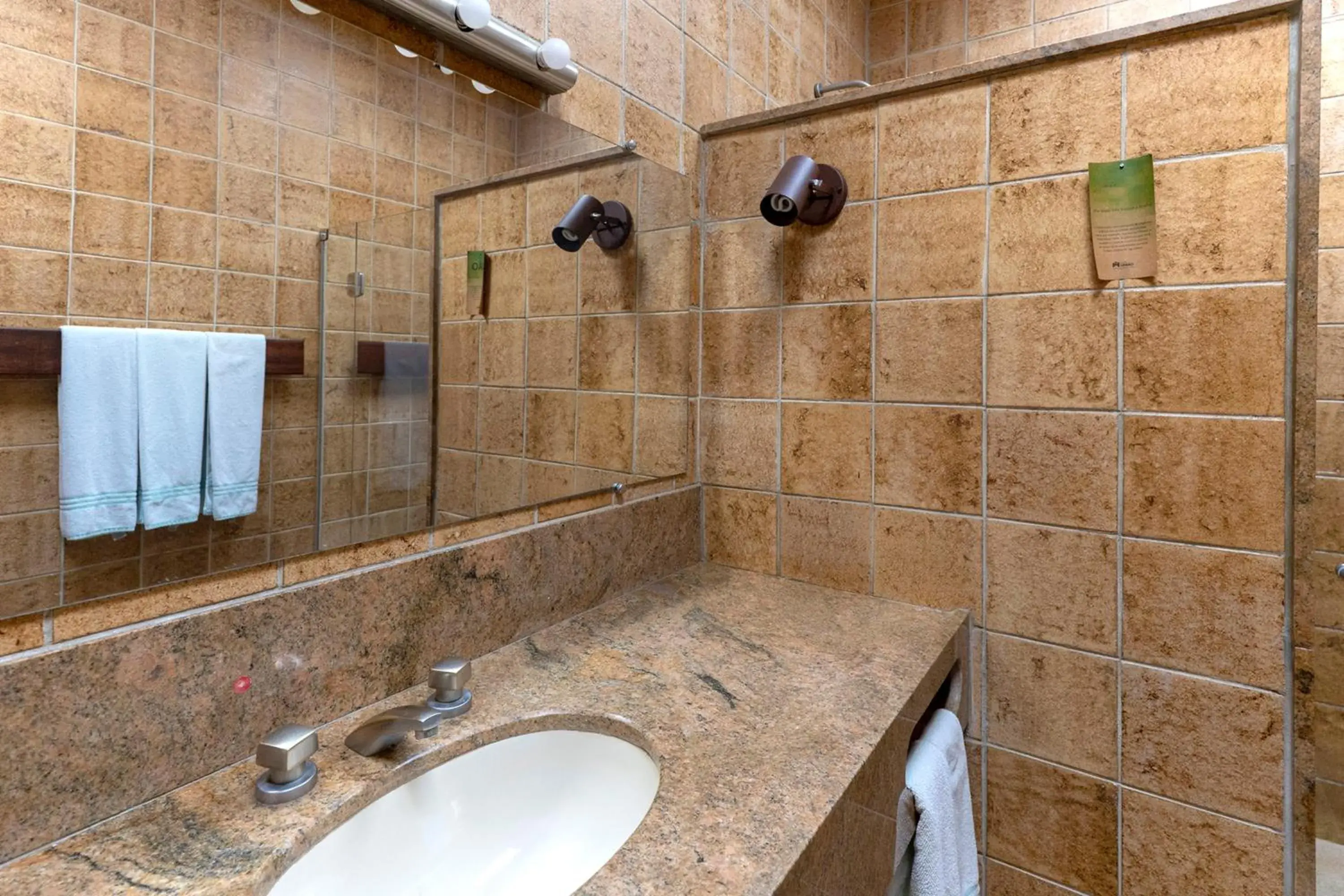 Bathroom in VOA Hotel União Bathroom in VOA Hotel União