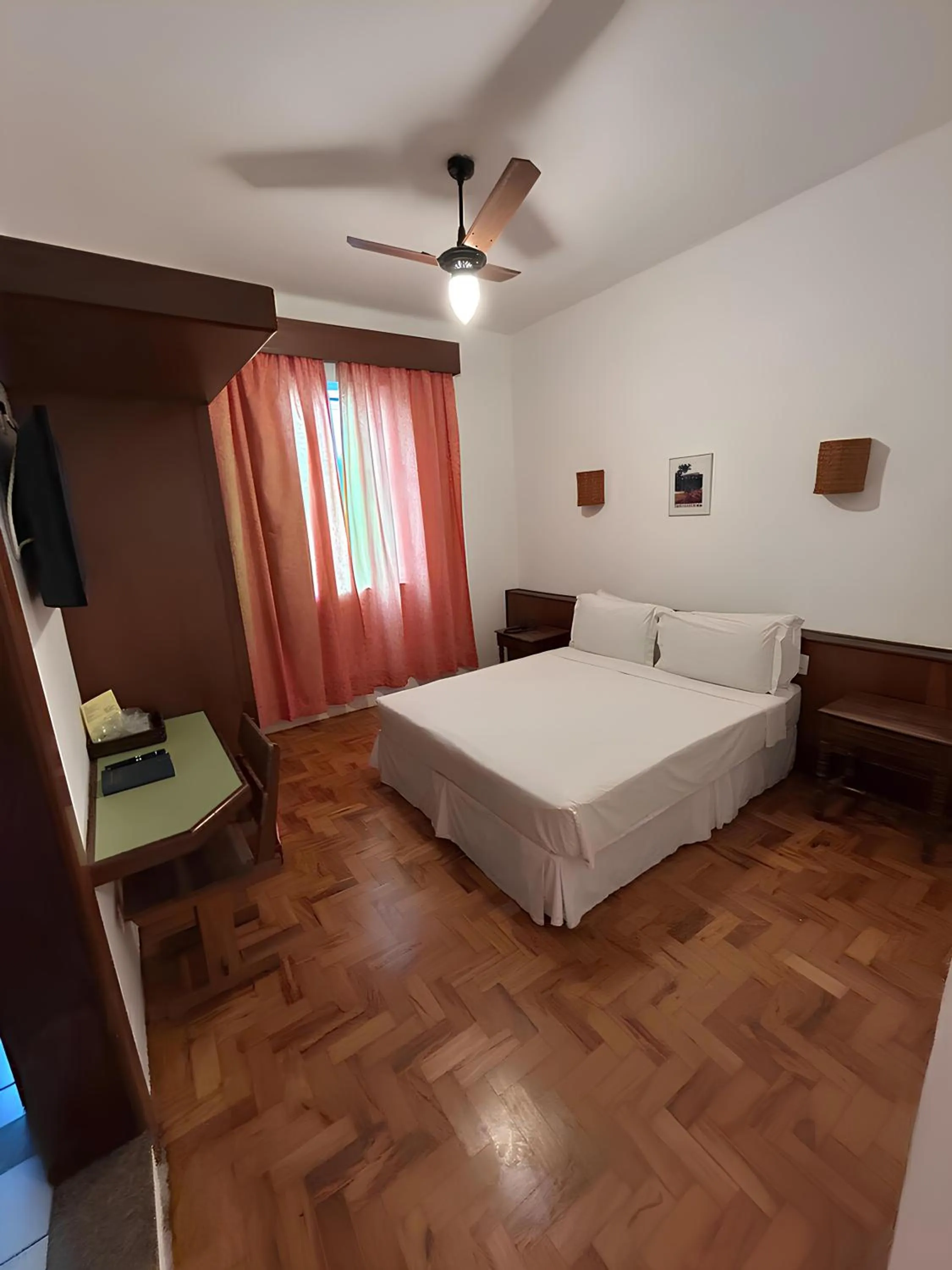 Bedroom, Bed in VOA Hotel União