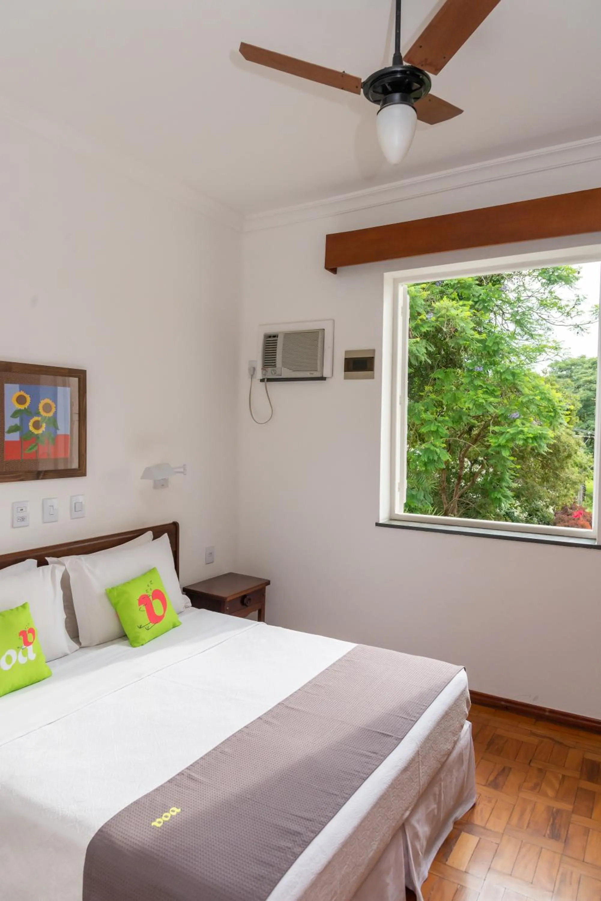 Bed in VOA Hotel União