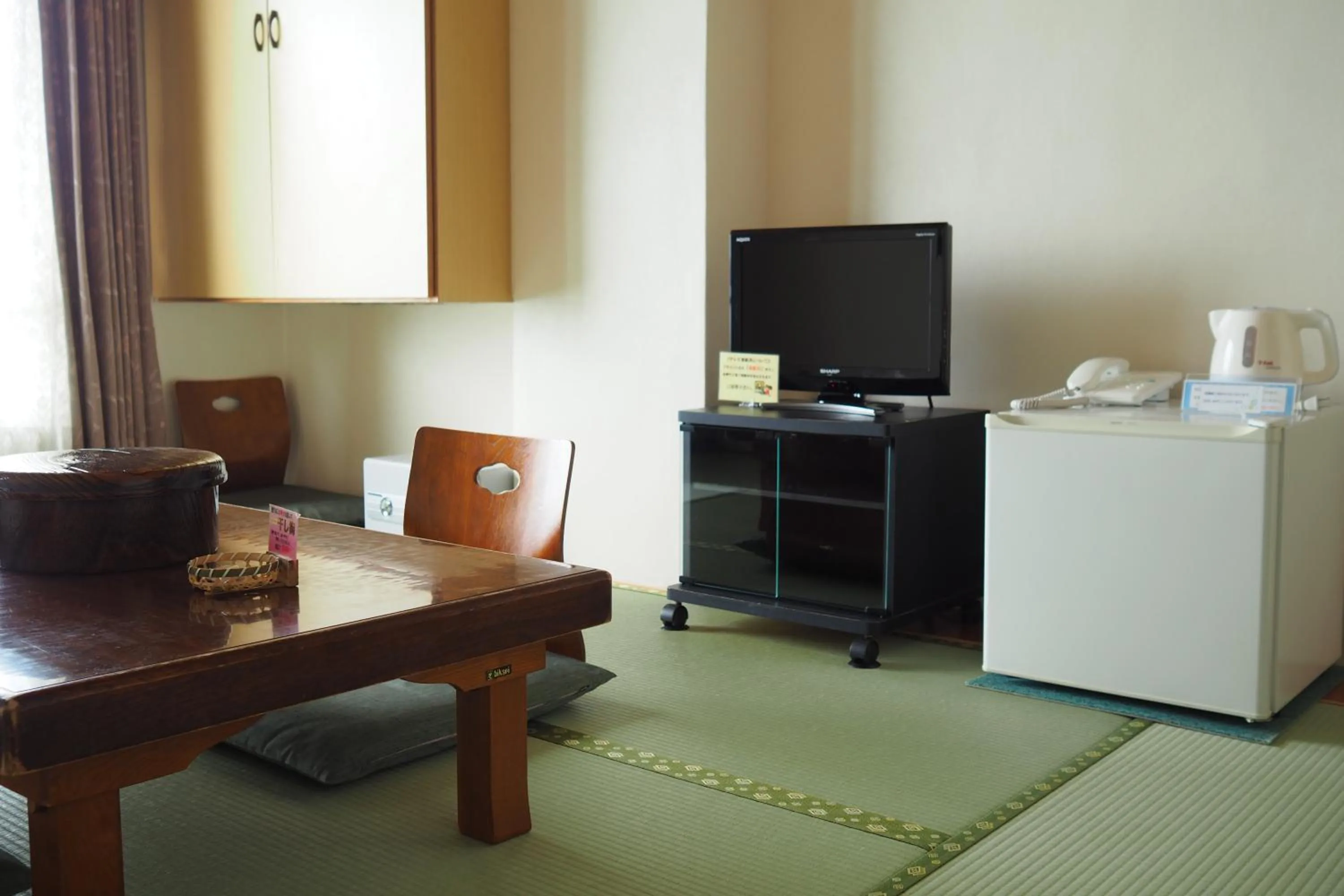 Photo of the whole room in Kokuminshukusha Shodoshima