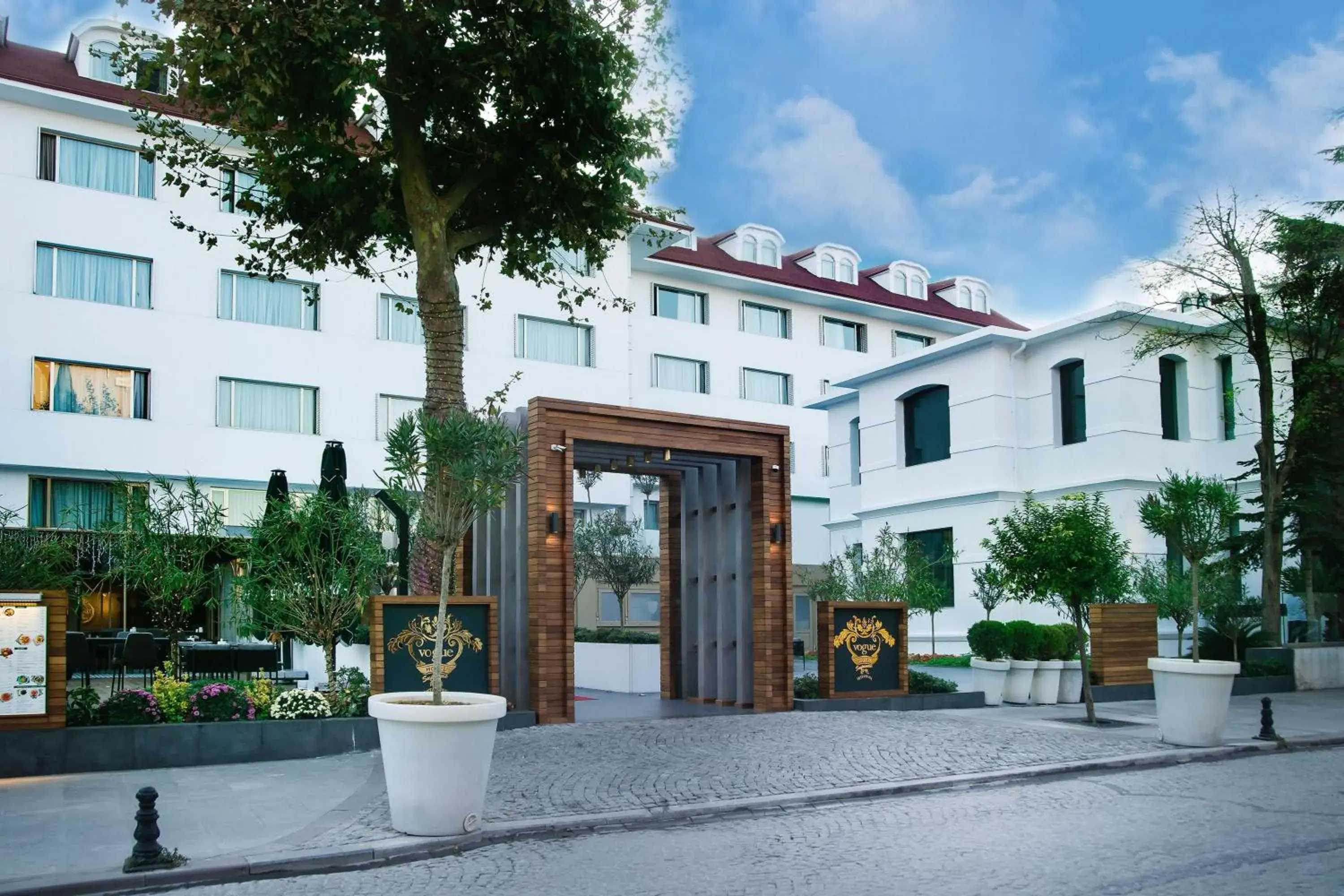 Property building in Vogue Hotel Supreme Istanbul Property building in Vogue Hotel Supreme Istanbul