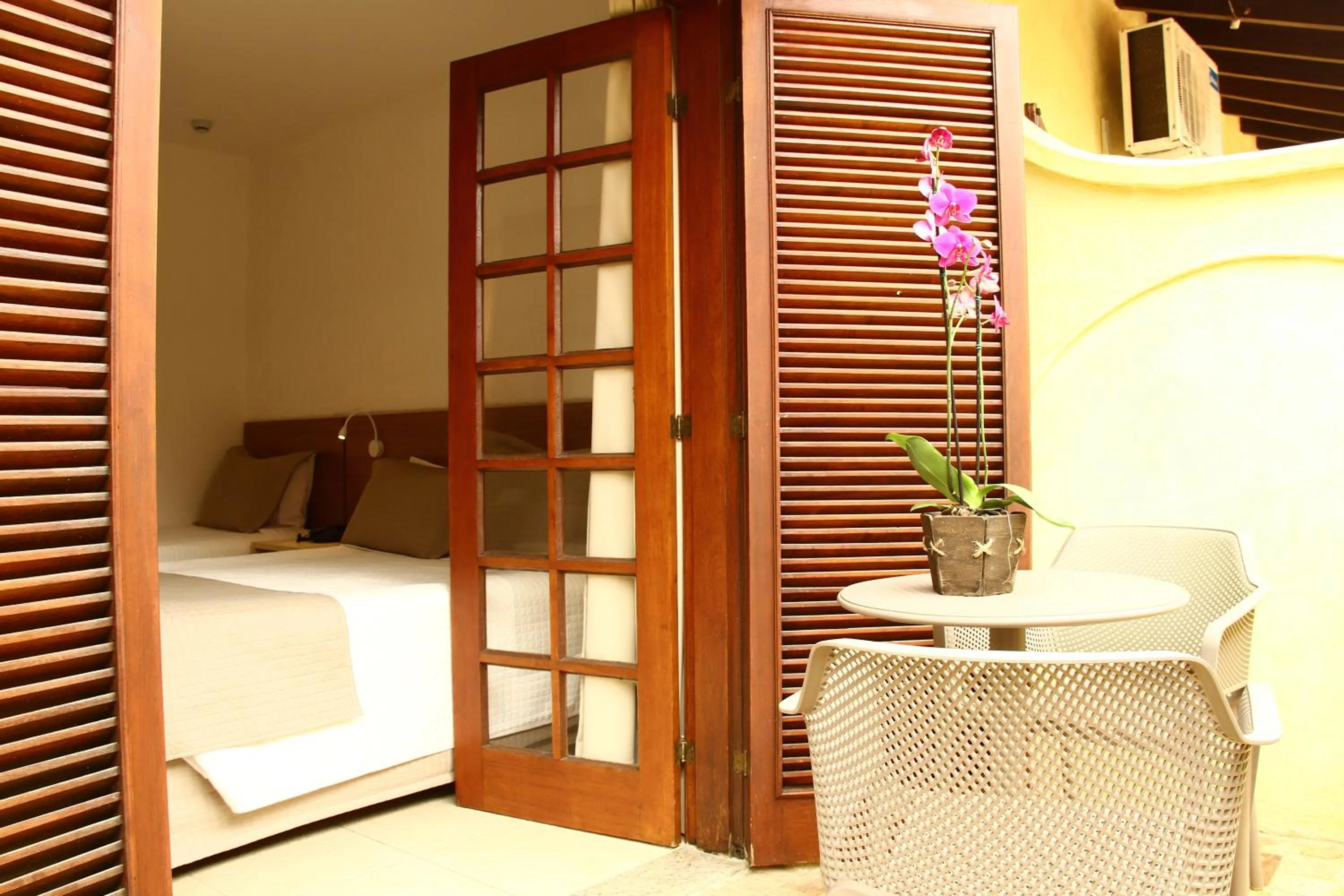 View (from property/room), Bed in Beach Hotel Cambury