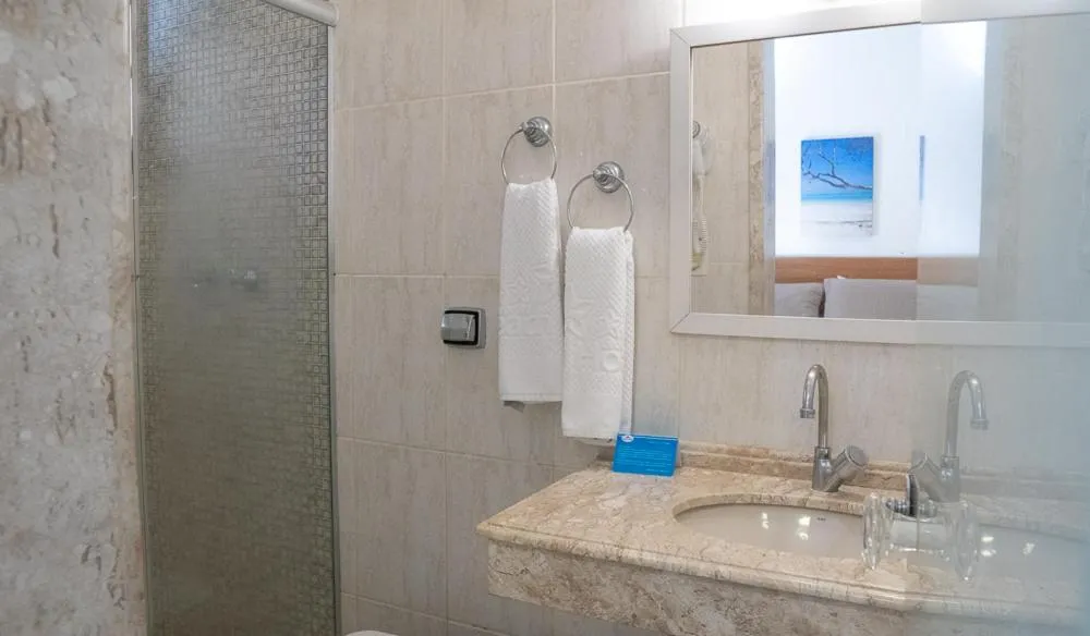 Beach Hotel Cambury