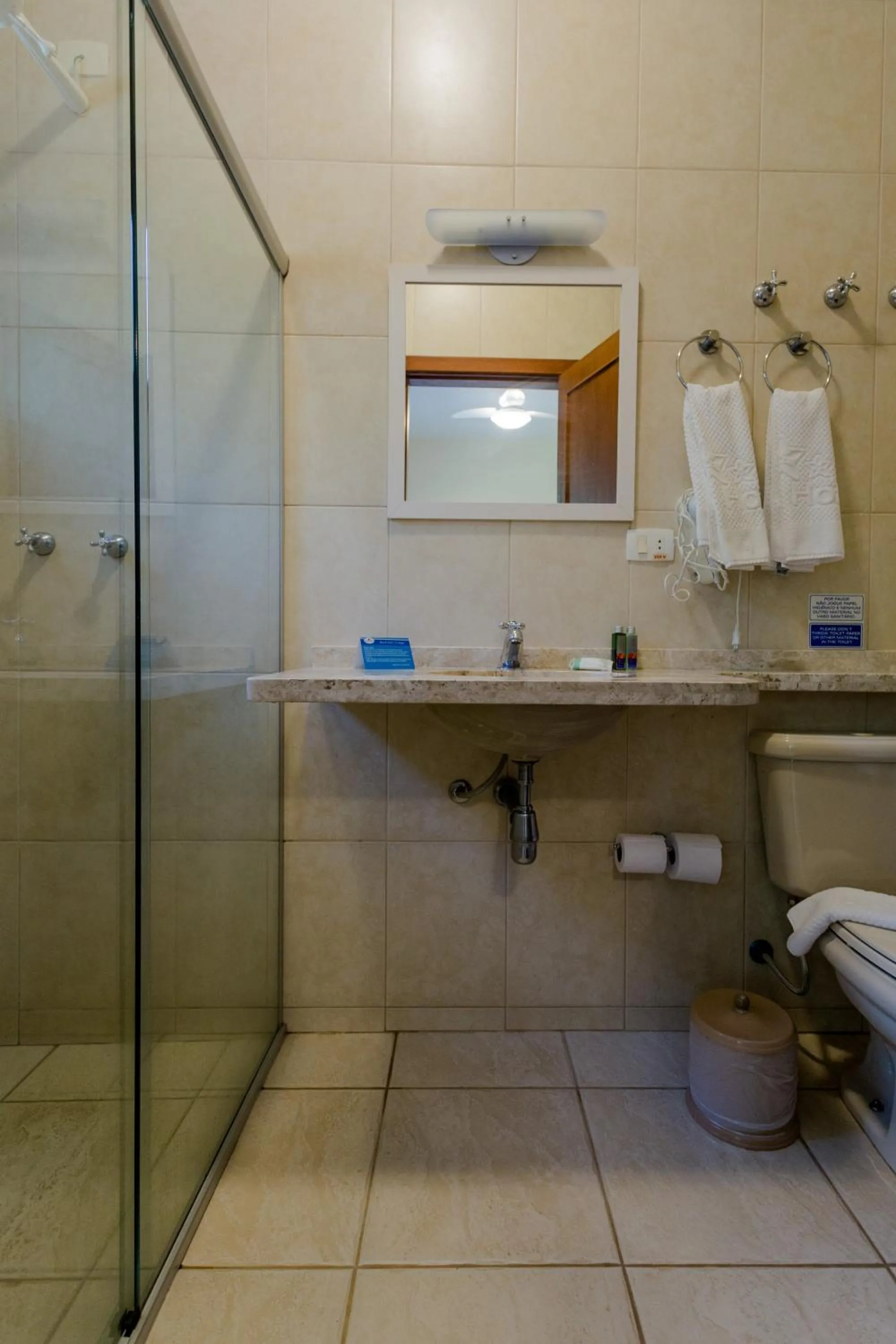 Bathroom in Beach Hotel Cambury