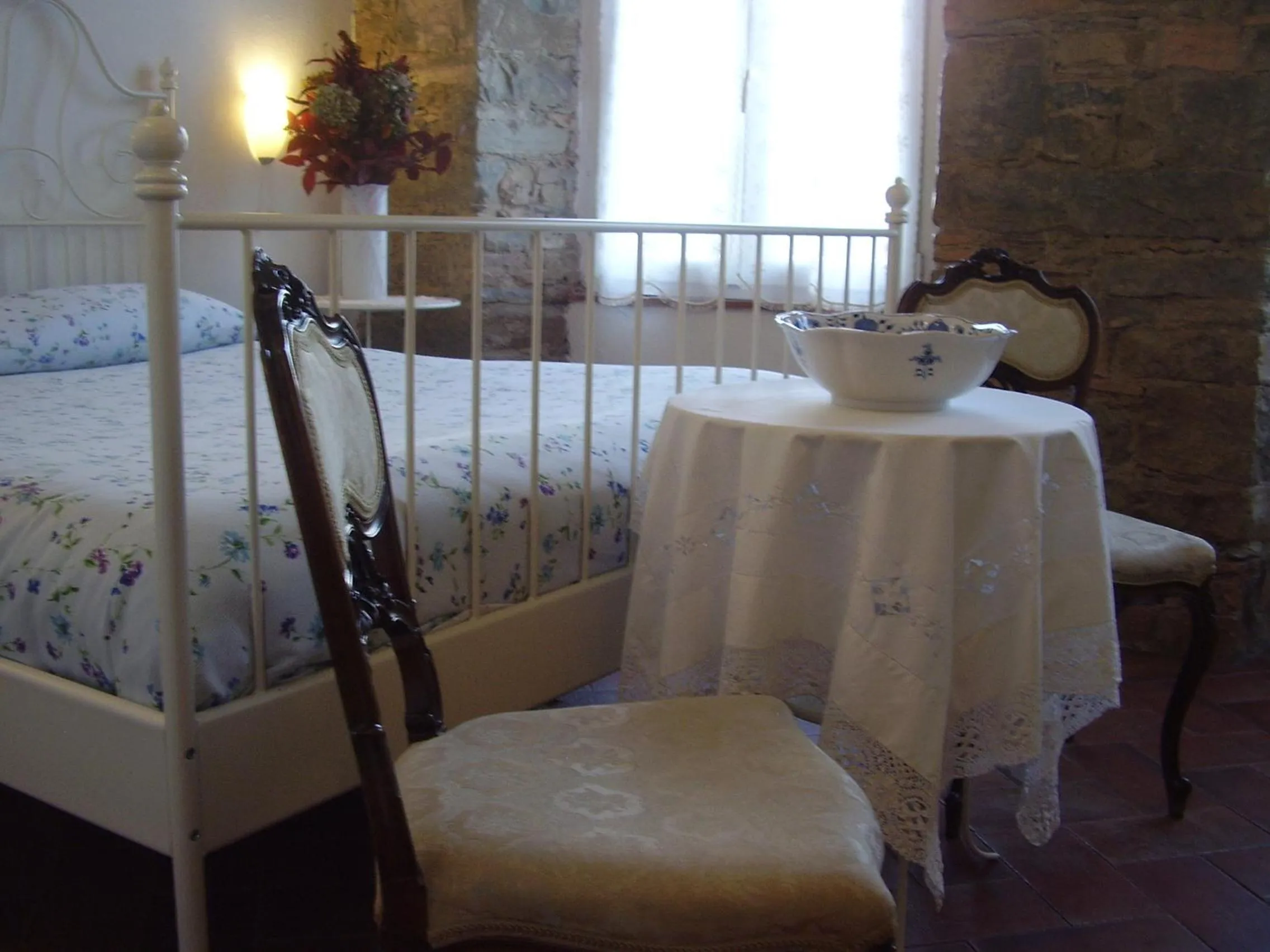 Photo of the whole room, Bed in B&B Gens Julia