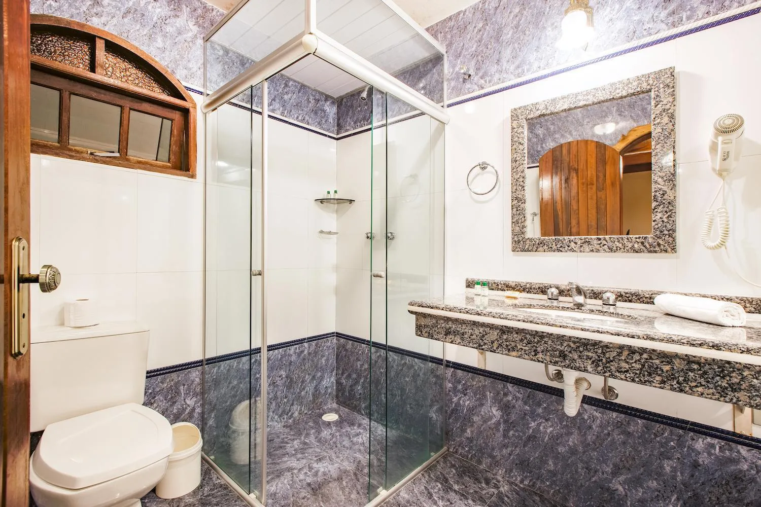 Bathroom in Estalagem Spiller