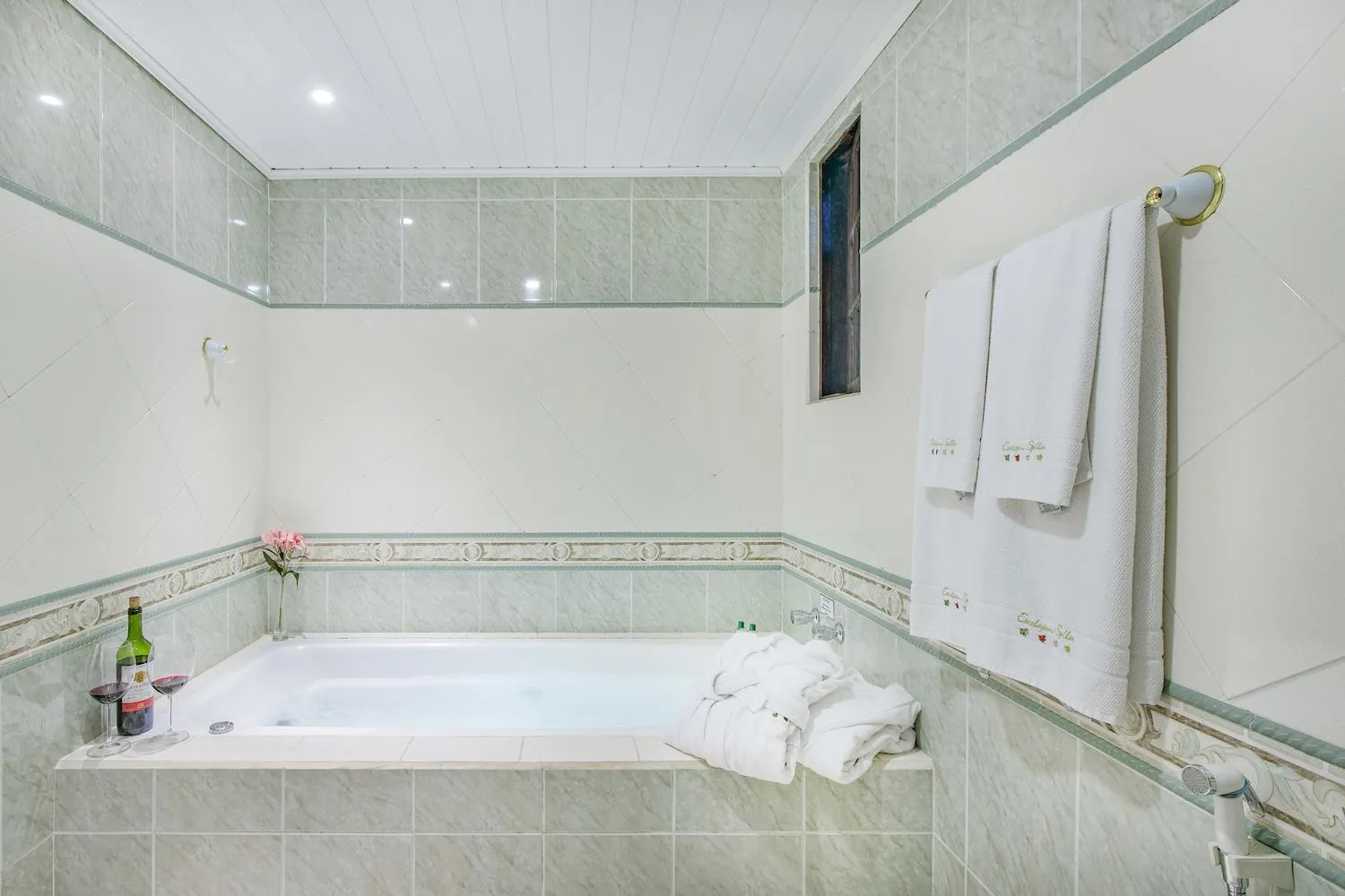 Bath in Estalagem Spiller