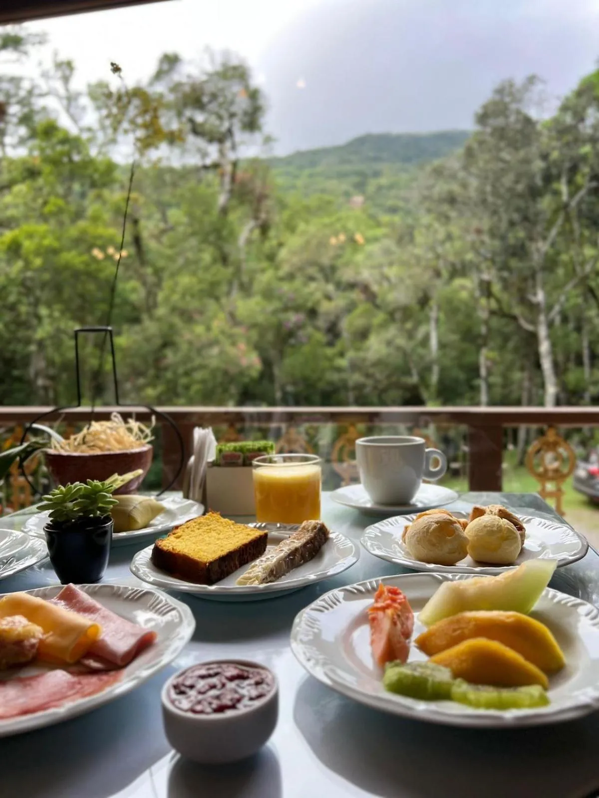 Breakfast in Estalagem Spiller