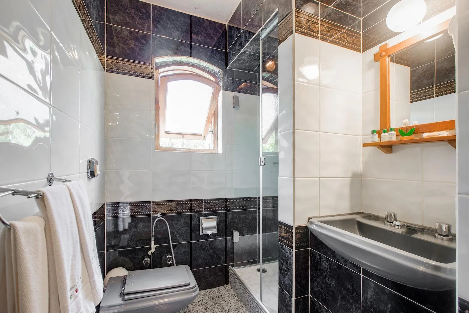 Bathroom in Estalagem Spiller