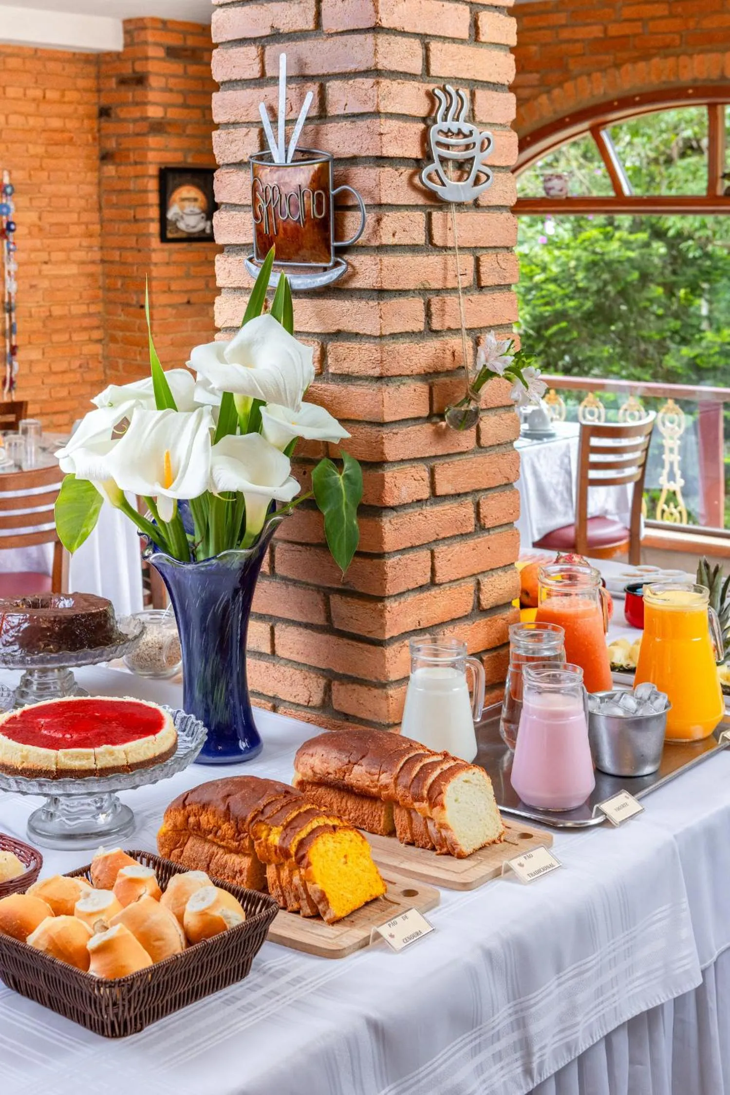 Breakfast in Estalagem Spiller