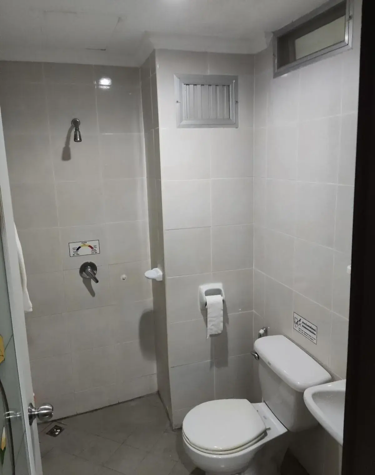 Double Room with Balcony (2 Adults + 1 Child) in DJ House ดีเจ เฮ้าท์ป่าตอง Double Room with Balcony (2 Adults + 1 Child) in DJ House ดีเจ เฮ้าท์ป่าตอง