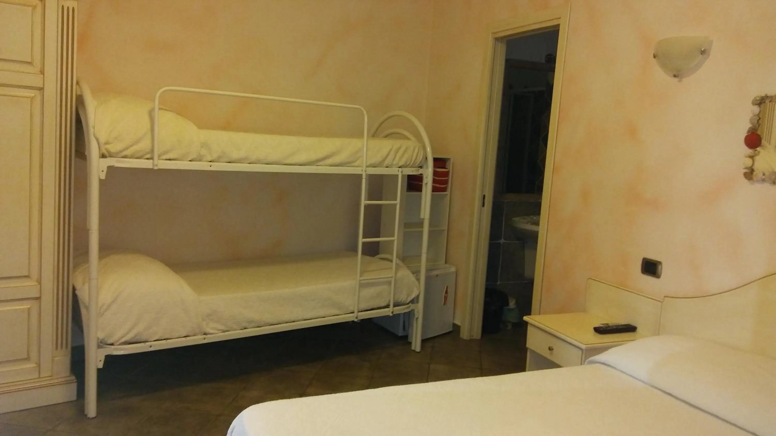 bunk bed, Bed in Hotel Sa Cralla Villasimius