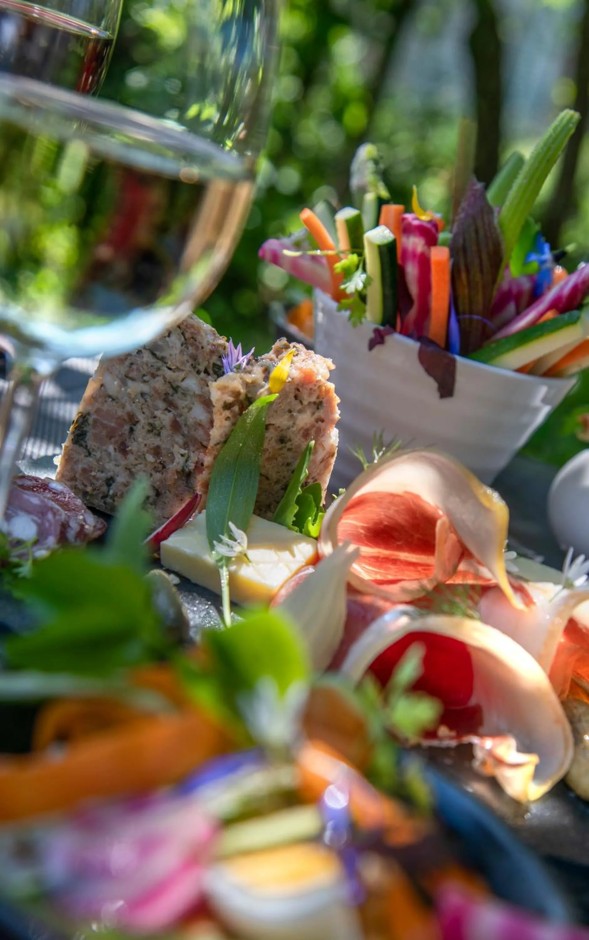 Meals in Logis Hôtel Restaurant Gilles Moreau Laguiole