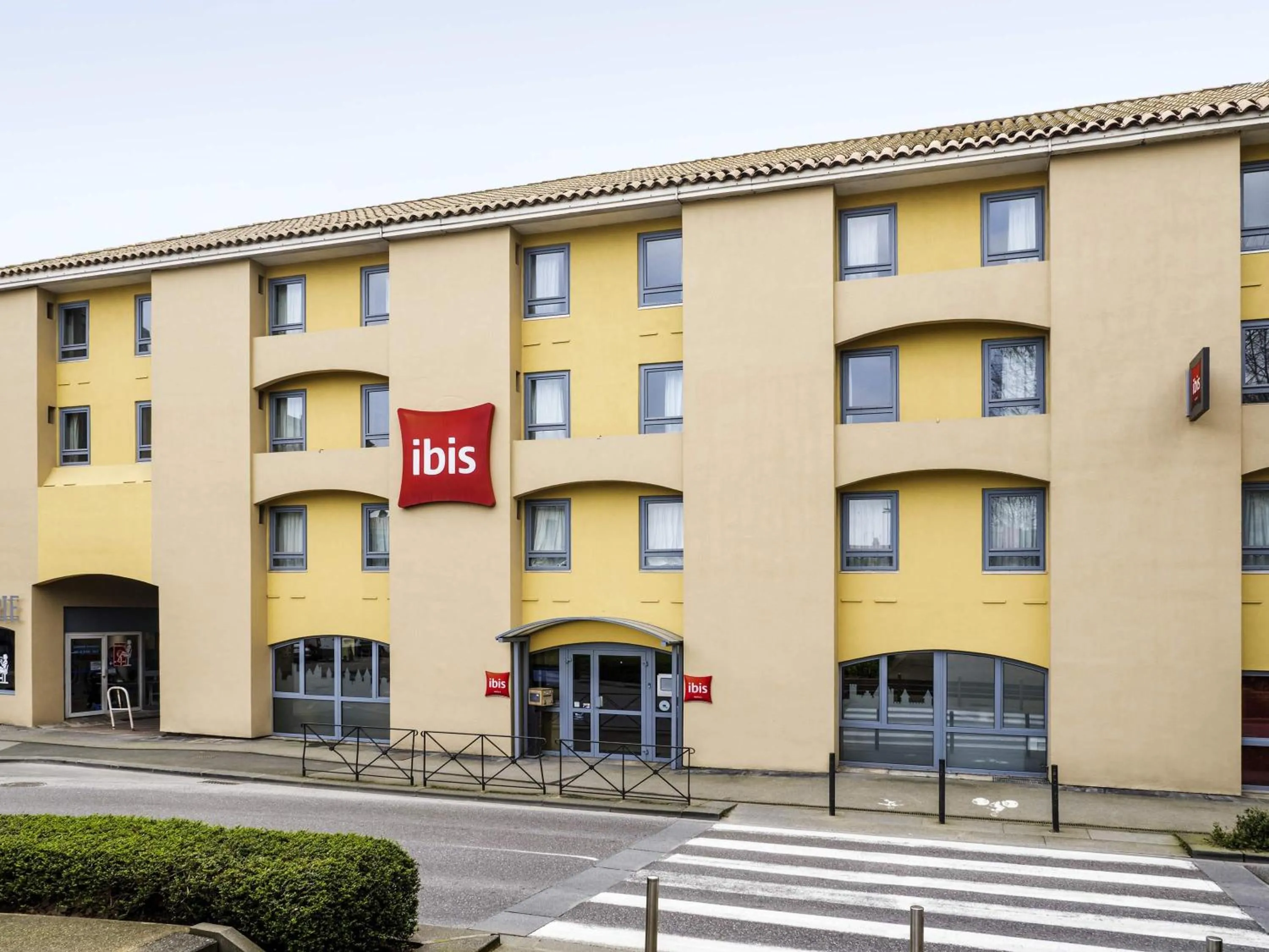 Property building in ibis Carcassonne Centre - La Cité