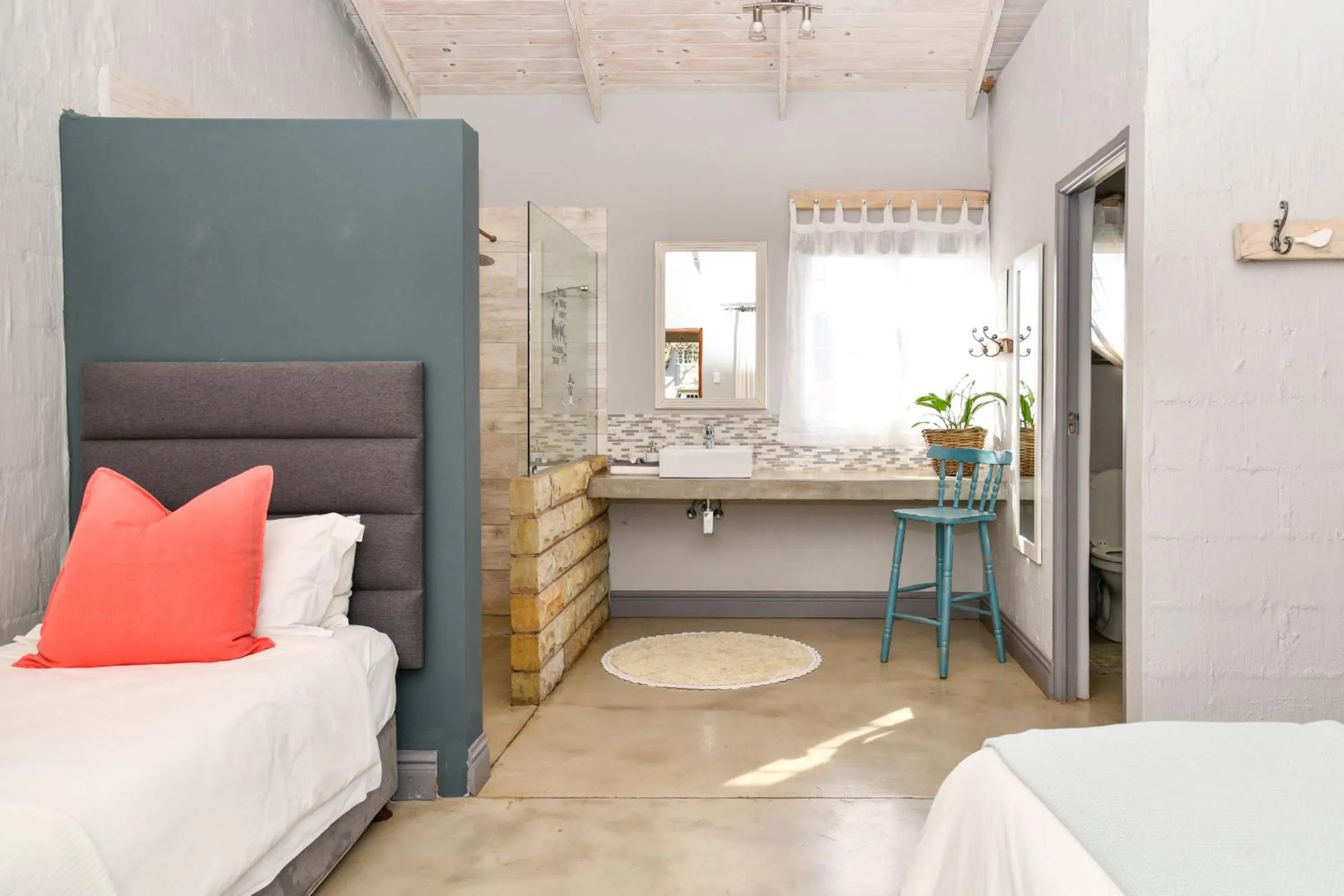 Bed in Gowan Valley Guest Farm