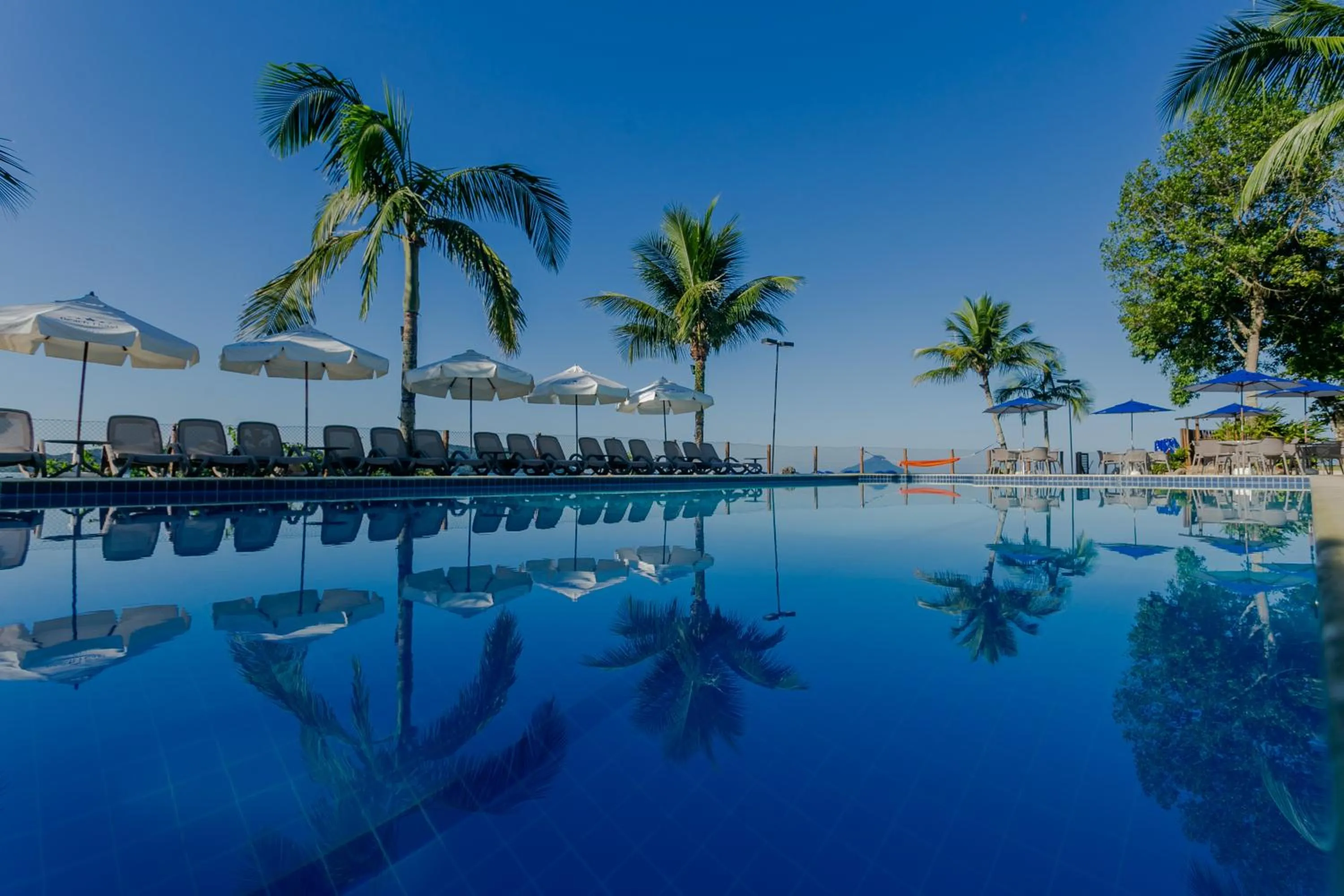 Pool view in Beach Hotel Juquehy
