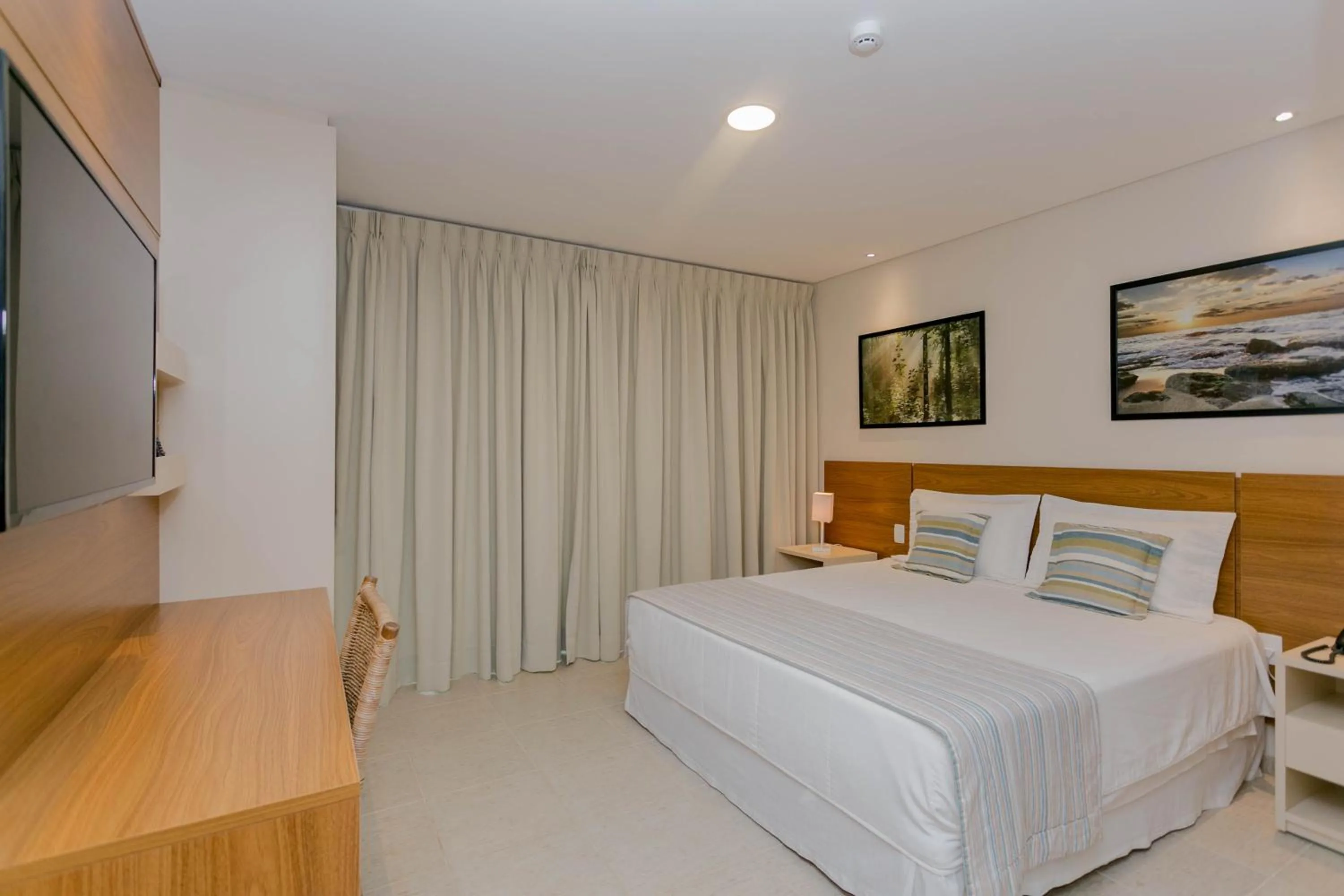 Bedroom, Bed in Beach Hotel Juquehy