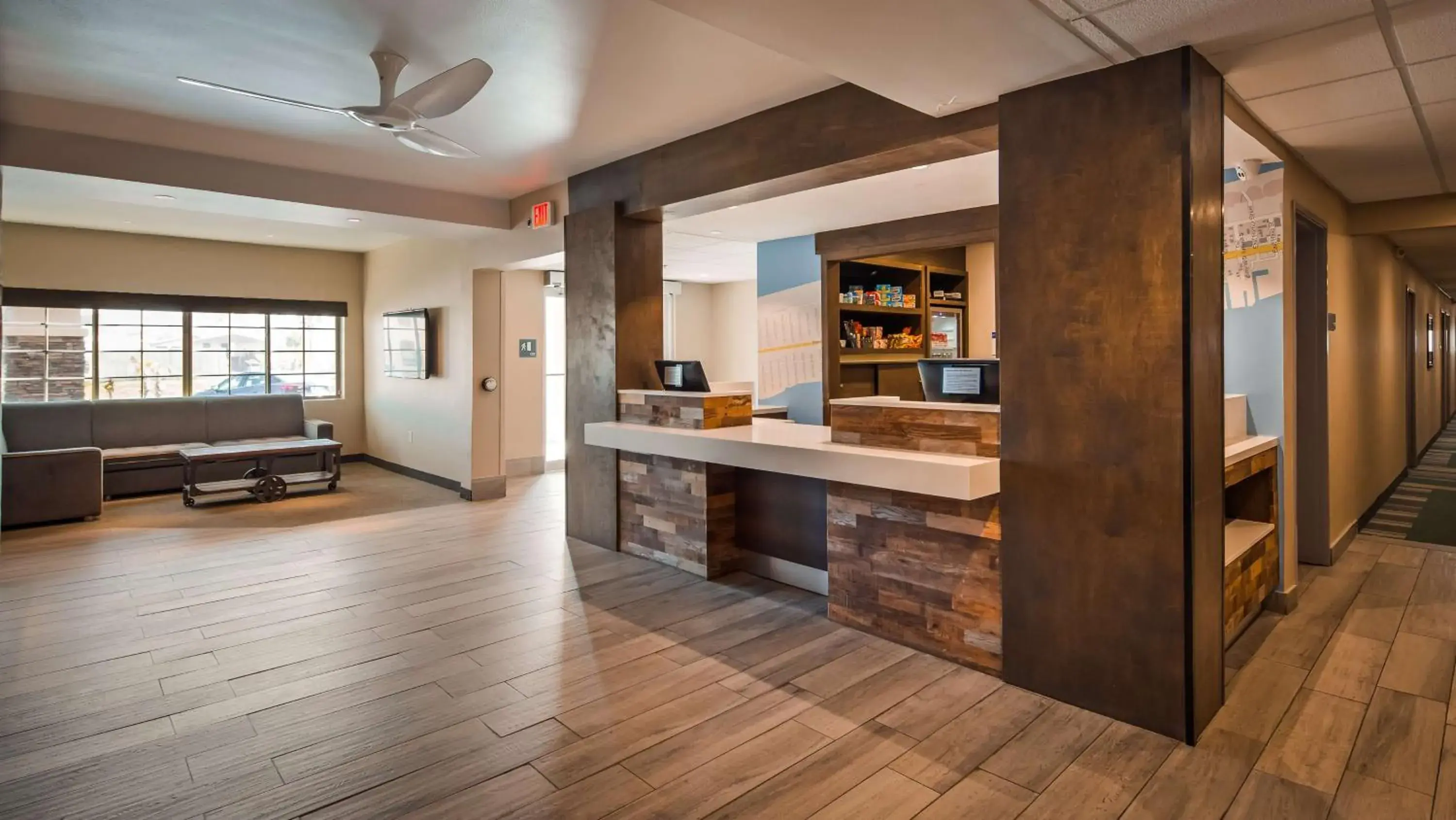 Lobby or reception in Best Western Beachside Inn Lobby or reception in Best Western Beachside Inn