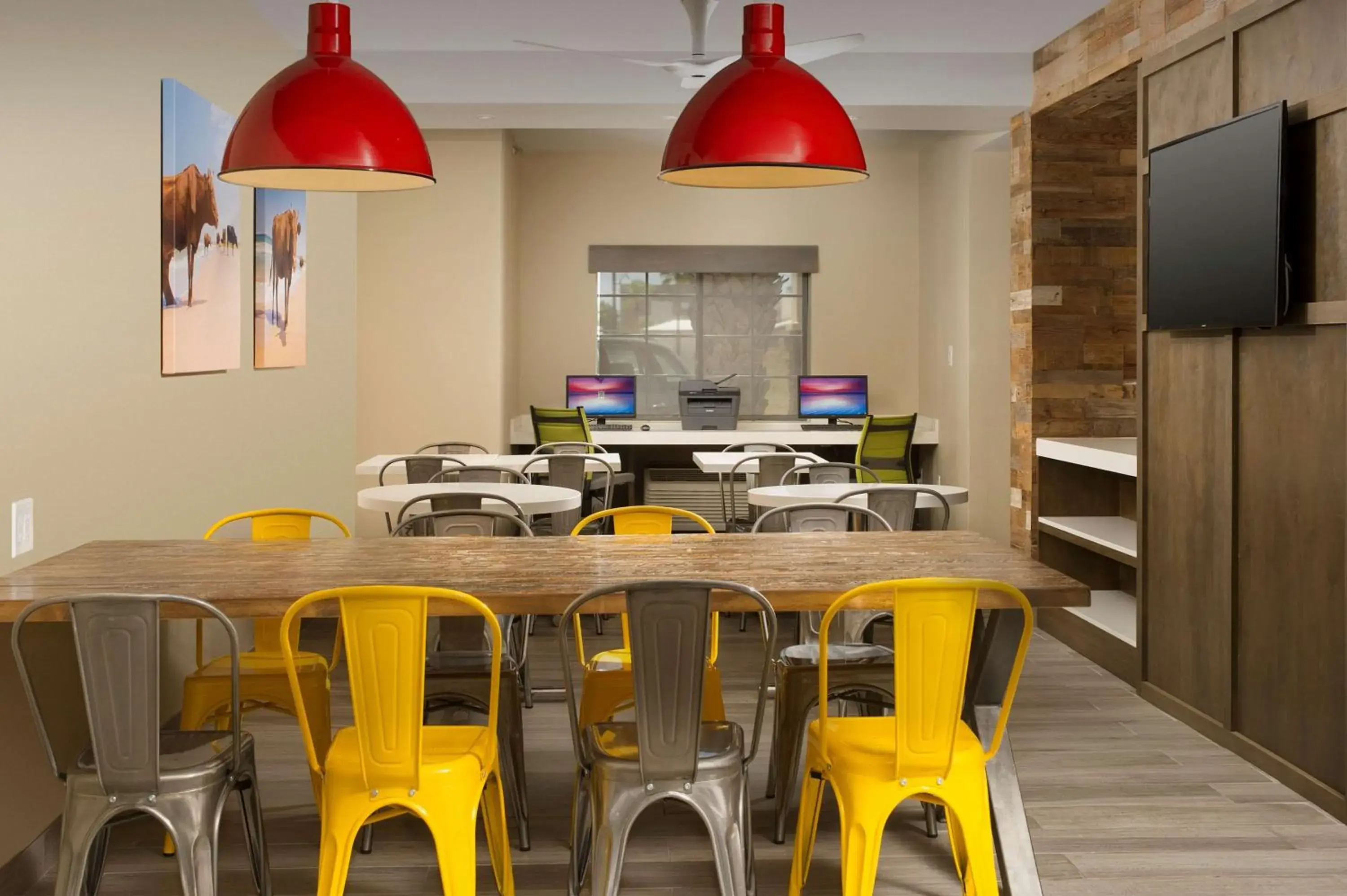 Restaurant/places to eat in Best Western Beachside Inn Restaurant/places to eat in Best Western Beachside Inn