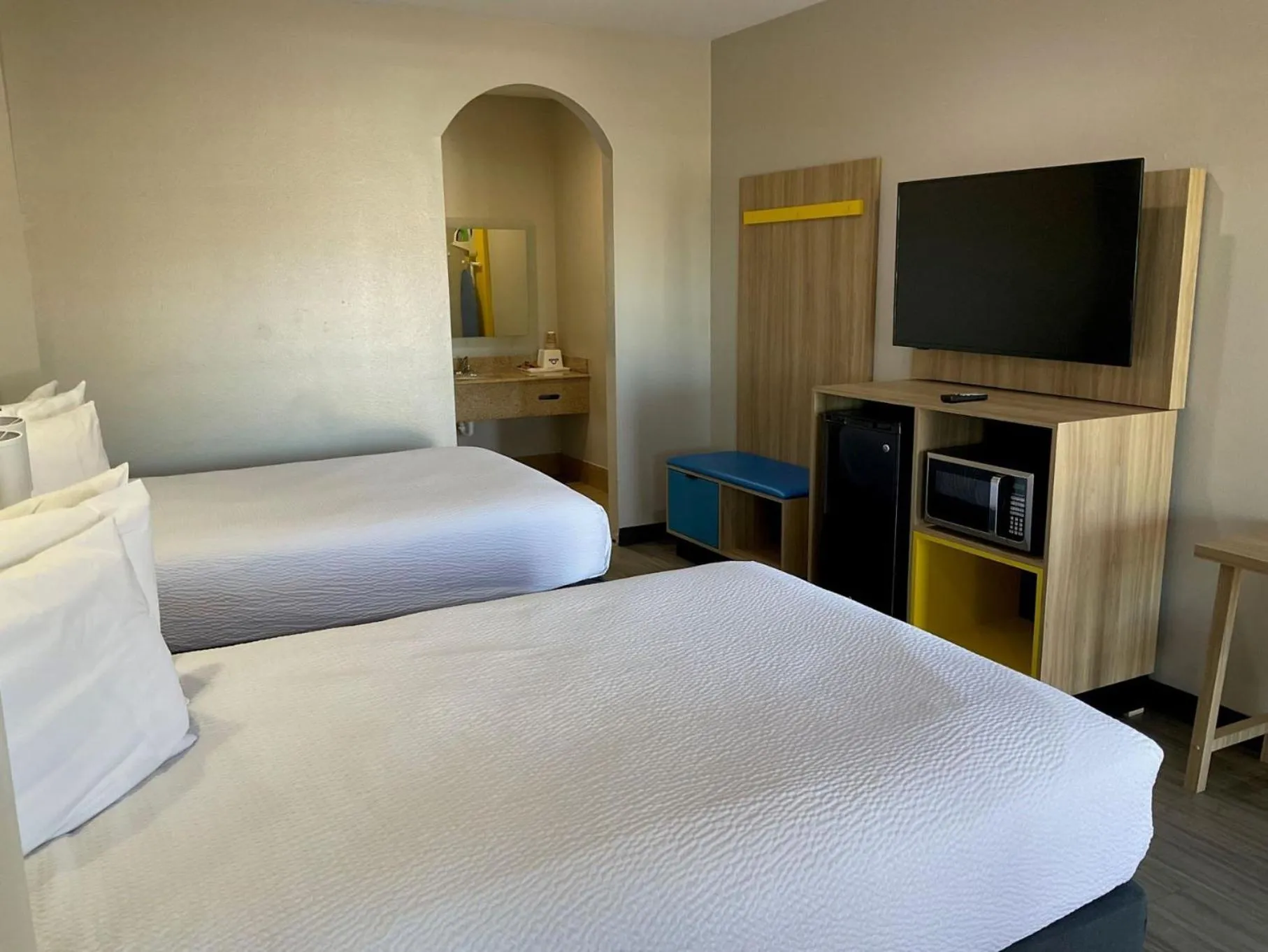 Bedroom, Bed in Days Inn by Wyndham Humble/Houston Intercontinental Airport
