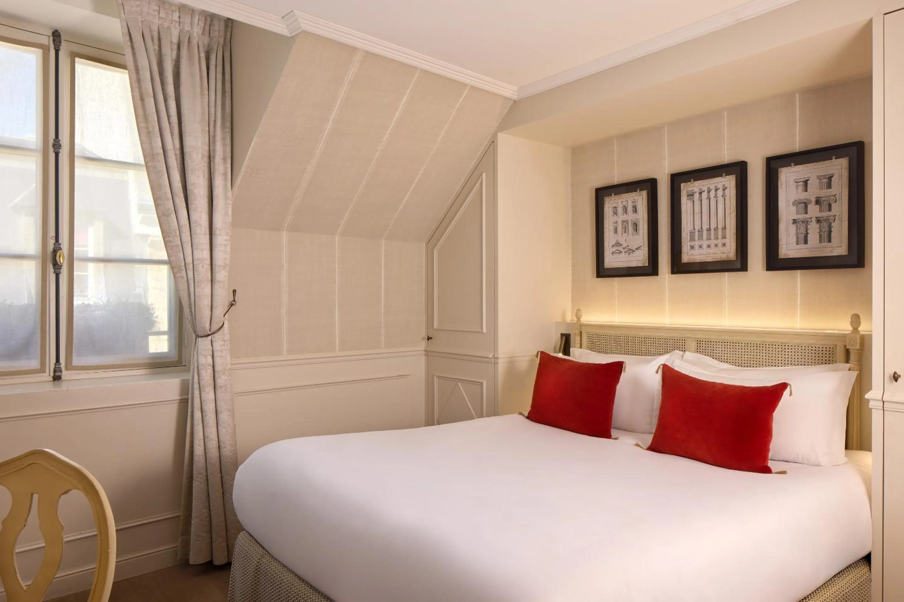 Bed in Charles V