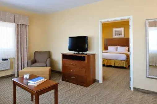 Day, Bed in Holiday Inn Express Philadelphia Airport by IHG Day, Bed in Holiday Inn Express Philadelphia Airport by IHG