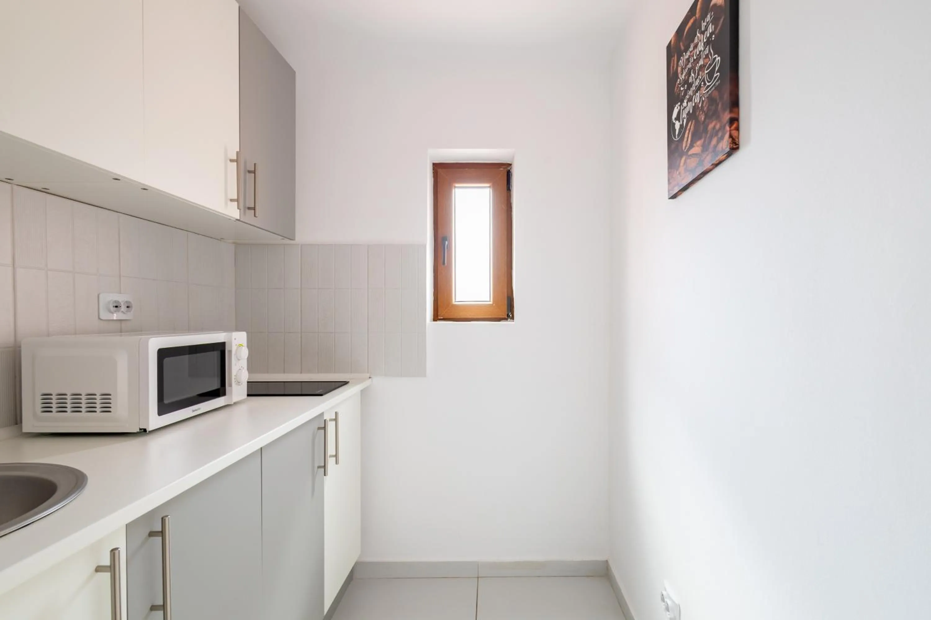 Downtown Victoria Apartments By CityBookings