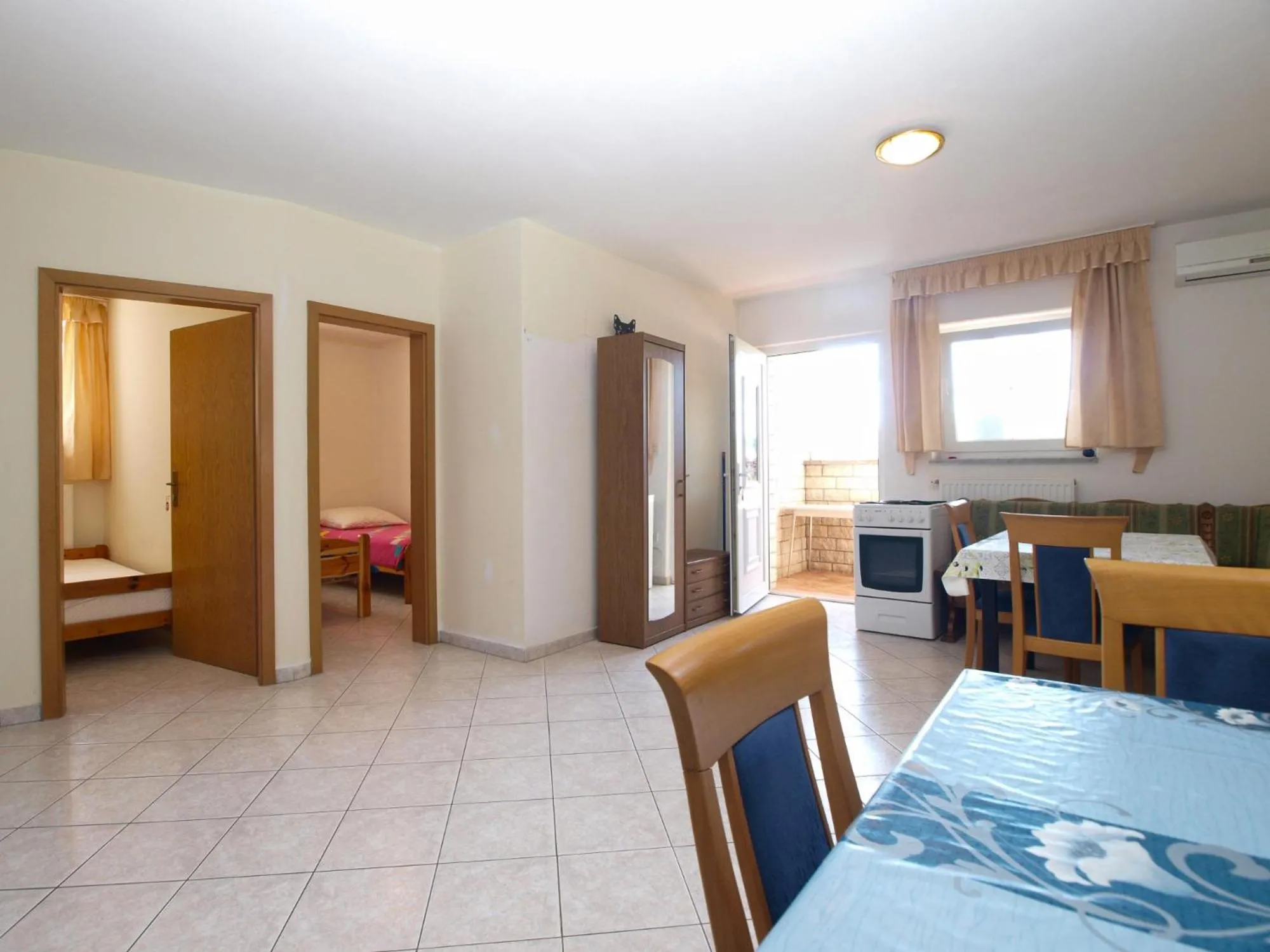 Bed in Apartments Anto 1598
