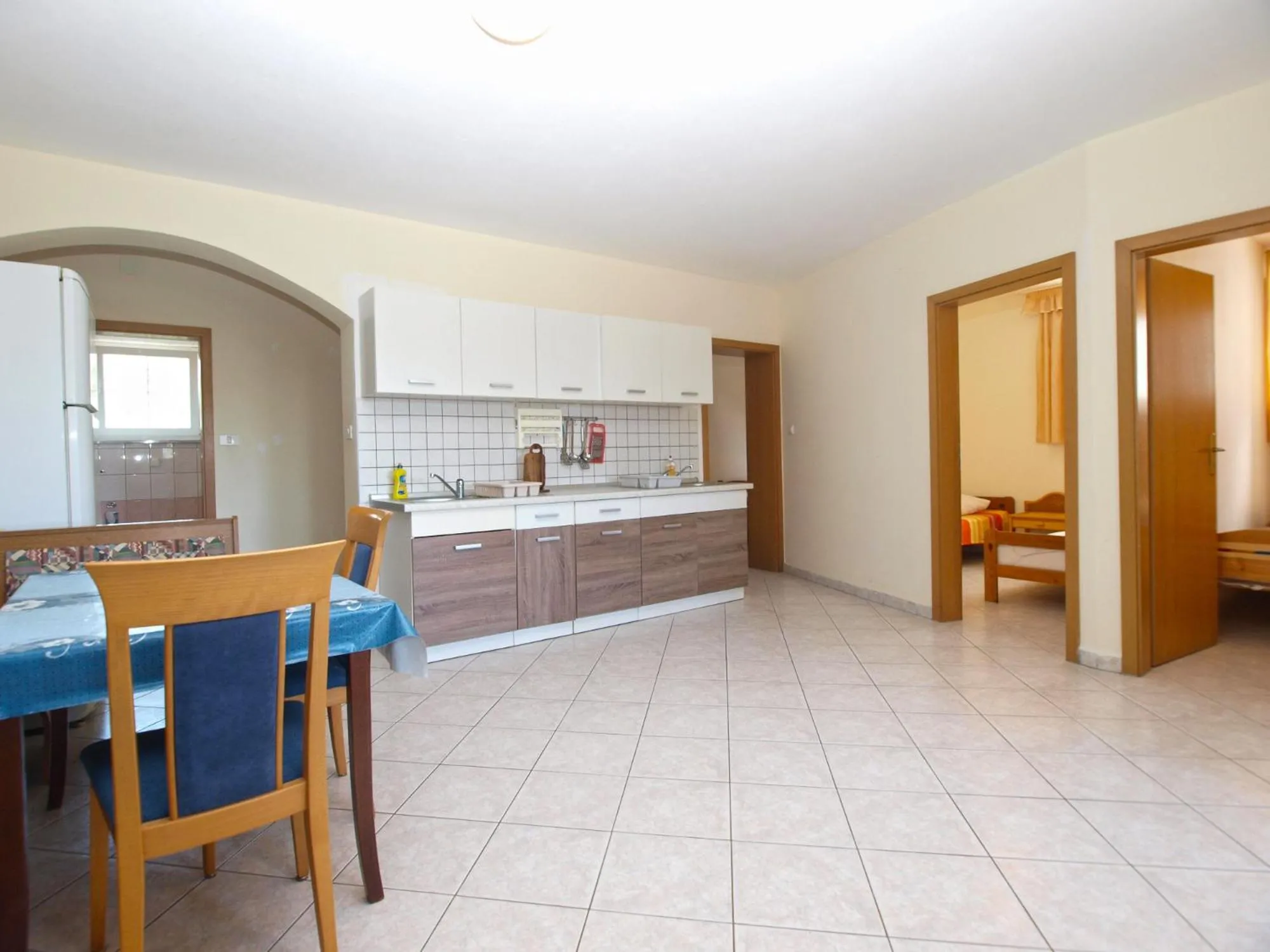 Apartments Anto 1598