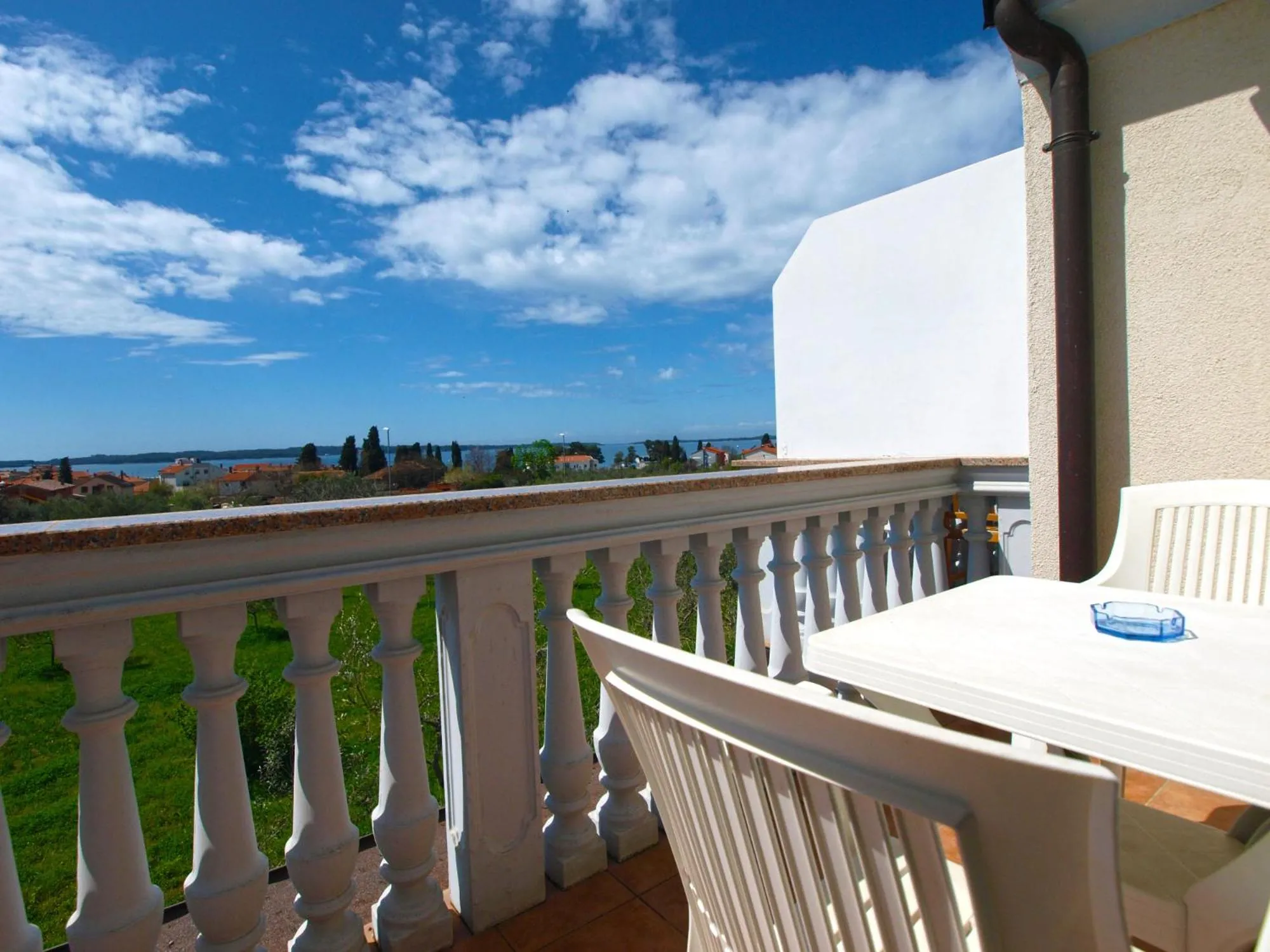 Apartments Anto 1598