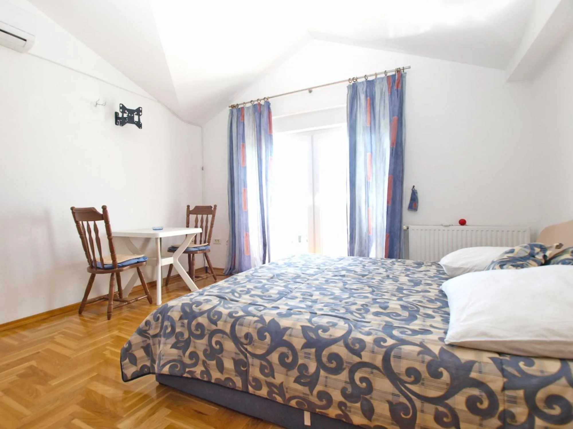 Bed in Apartments Anto 1598