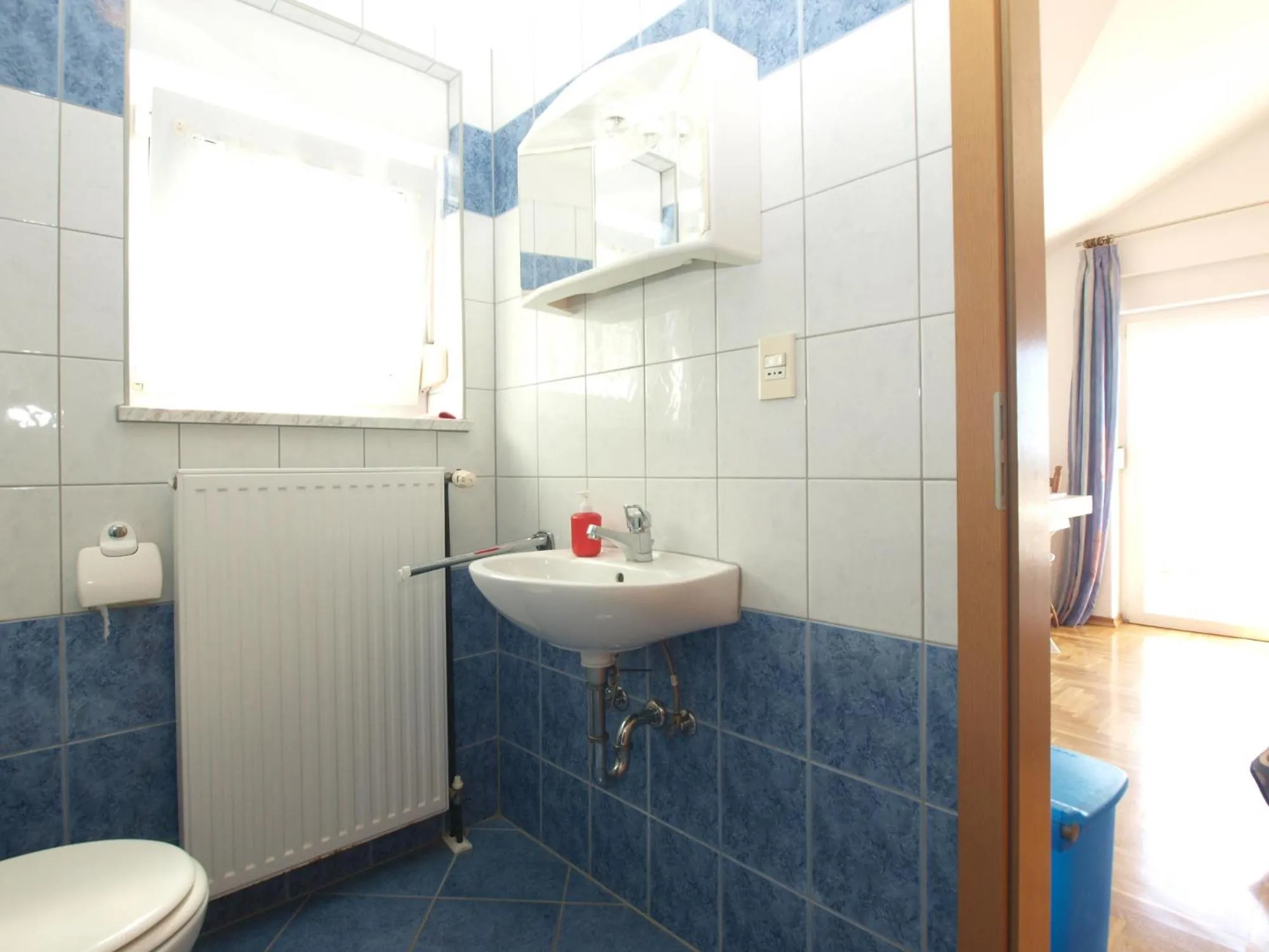 Apartments Anto 1598