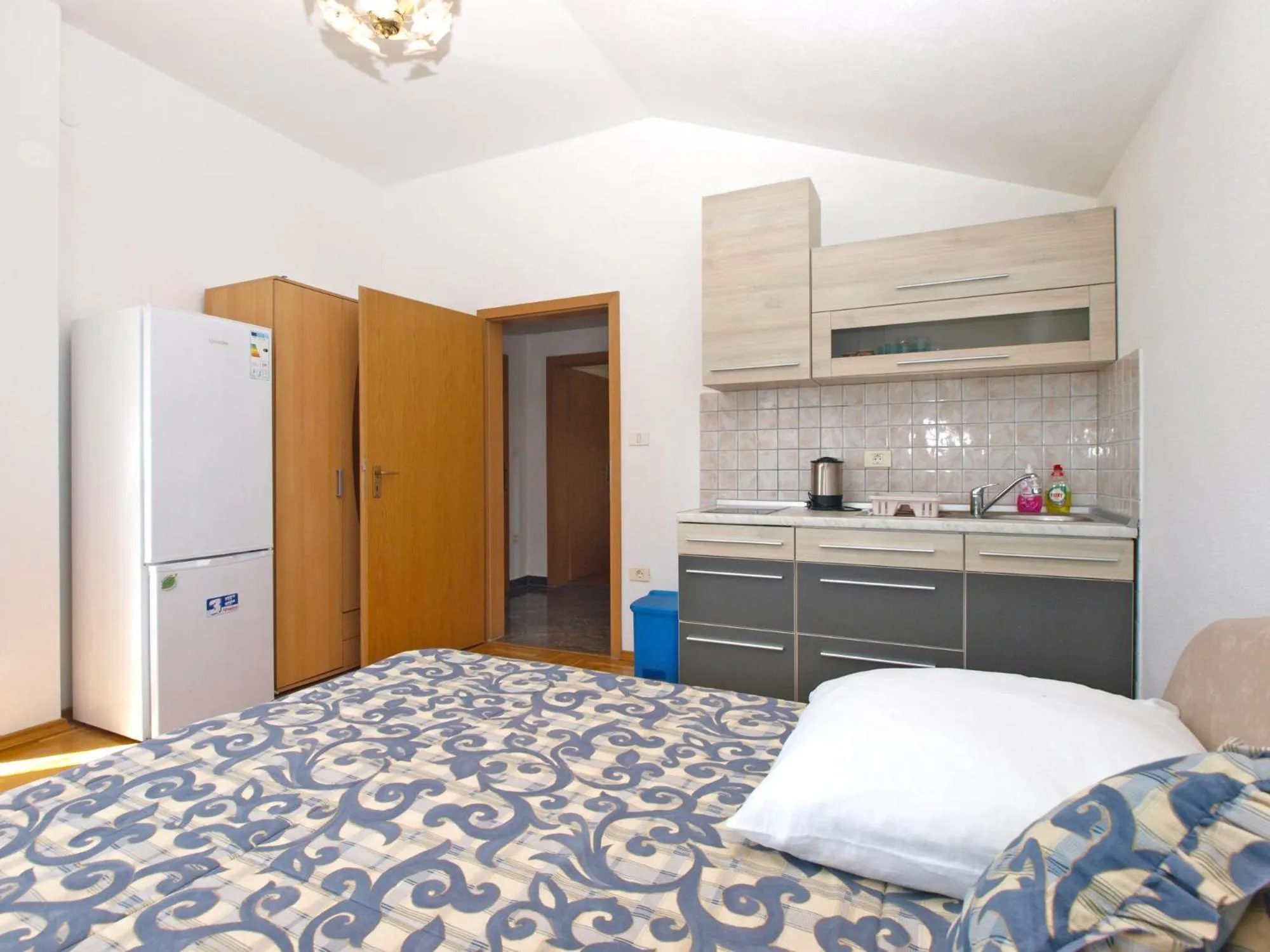 Bed in Apartments Anto 1598